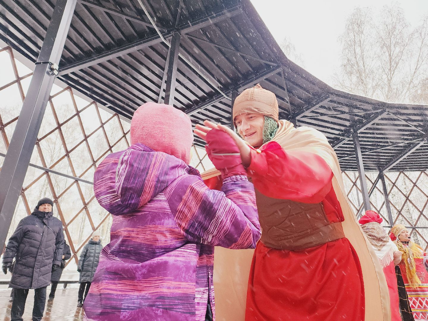 Егорьевск, Подмосковье, Московская область, день народного единства, 4 ноября, парк 200 лет егорьевску,вертикалка, вертикальное видео,