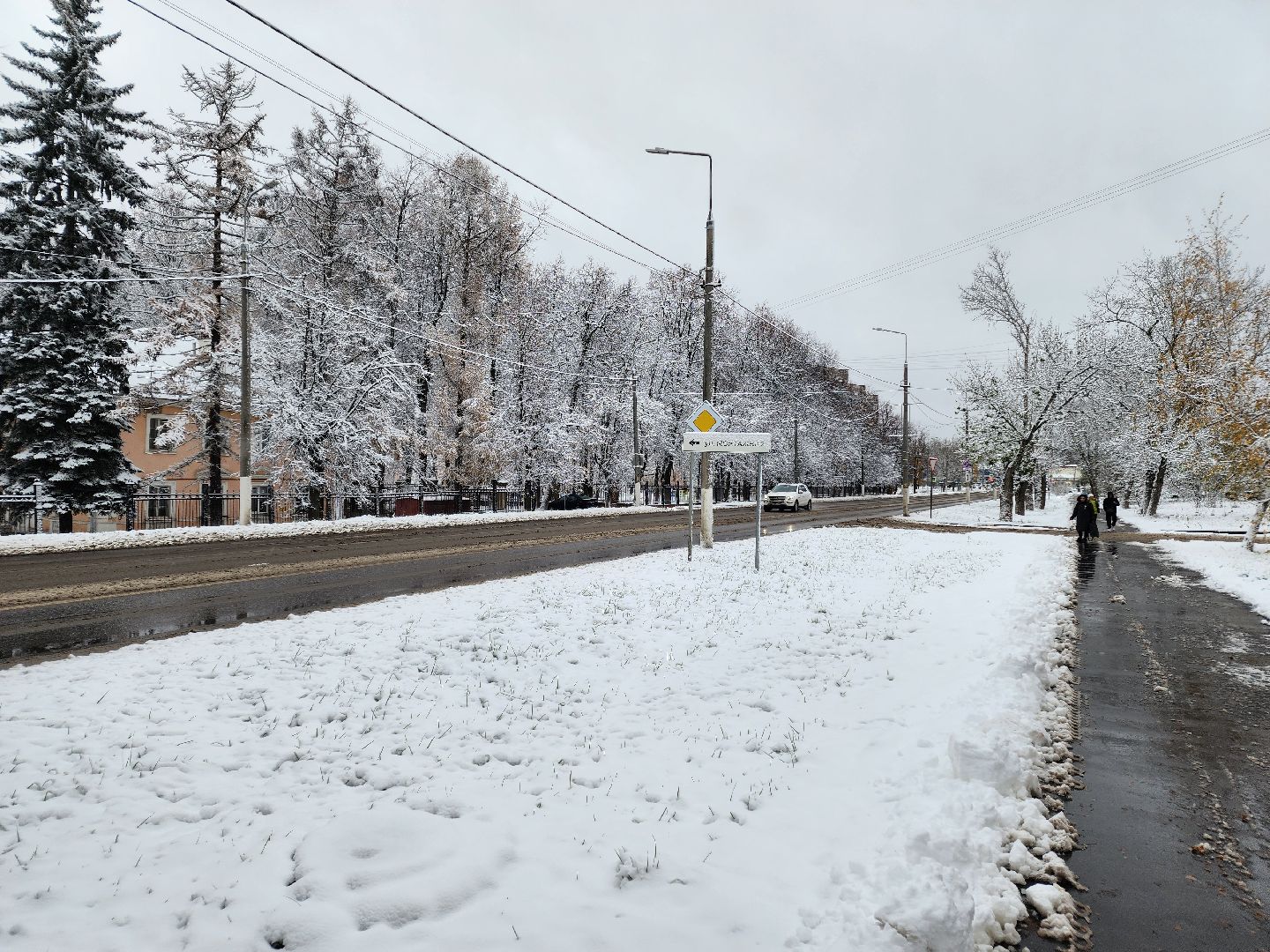 Чехов, городской округ Чехов, снегопад, уборка снега, чистка улиц, вывоз снега, дворники, уборочная техника, противогололедные материалы,Вертикалка, вертикальное видео, ЖКХ,