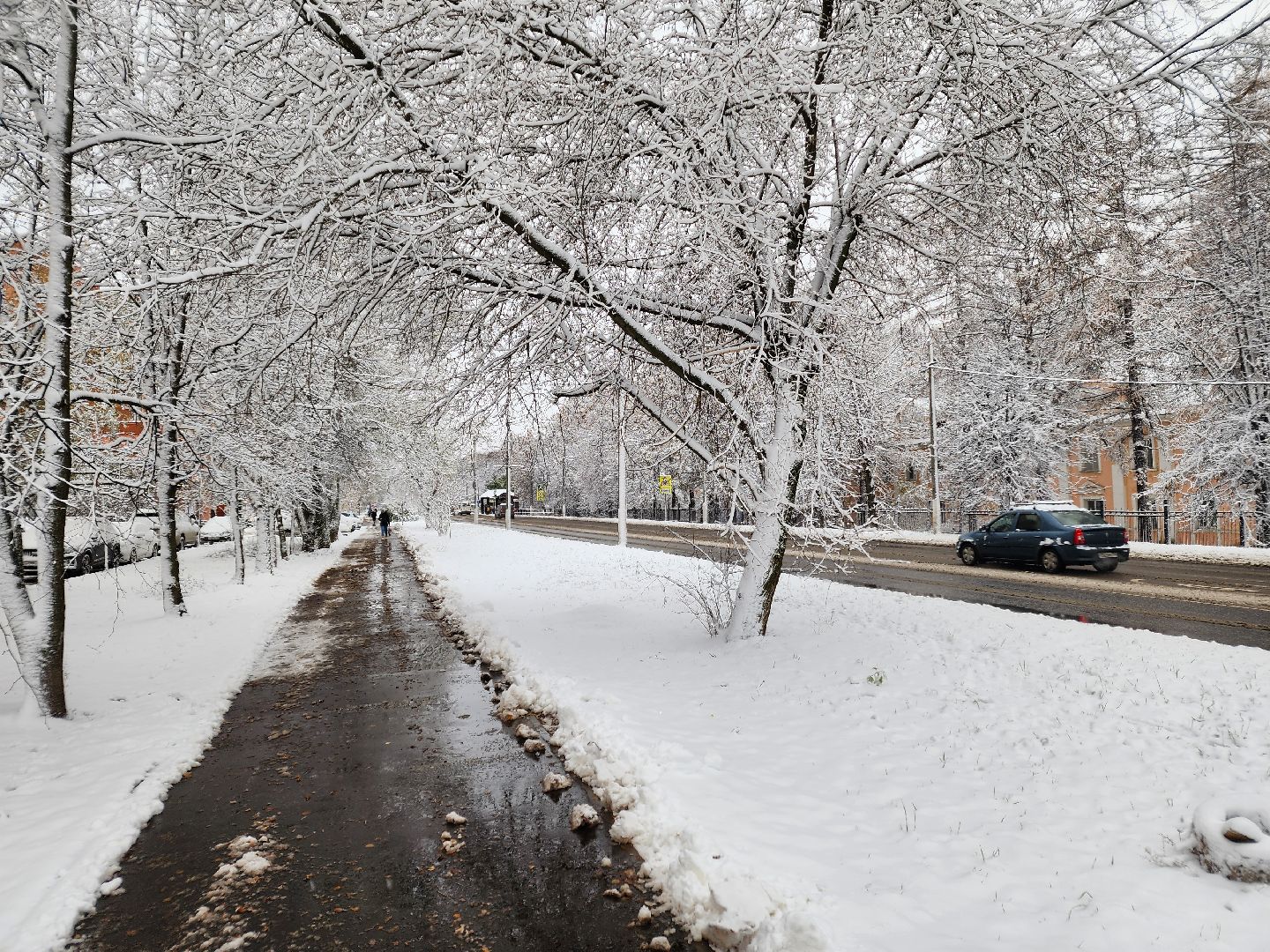 Чехов, городской округ Чехов, снегопад, уборка снега, чистка улиц, вывоз снега, дворники, уборочная техника, противогололедные материалы,Вертикалка, вертикальное видео, ЖКХ,