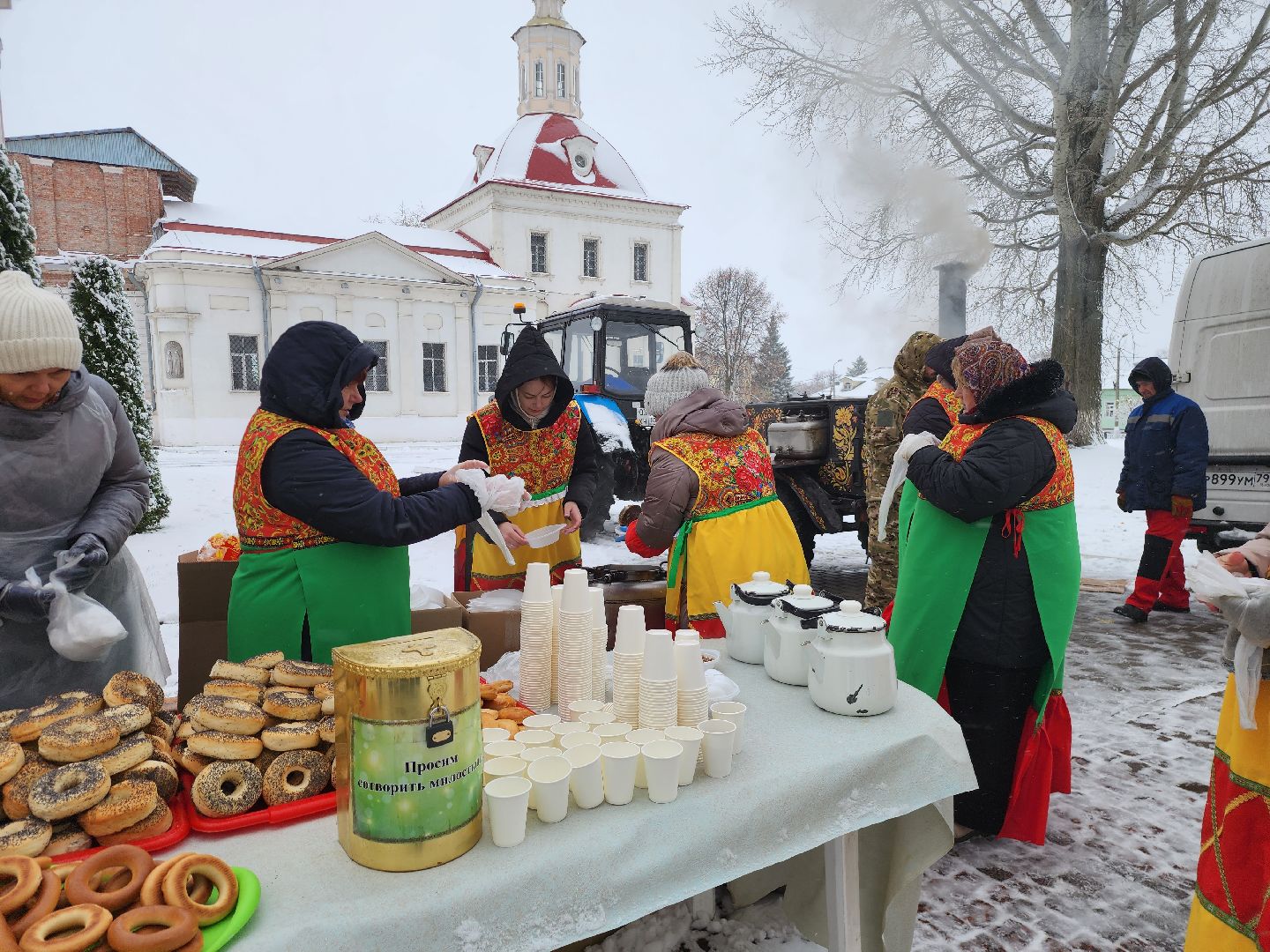 Коломна, день народного единства, казанская икона божией матери, крестный ход, вертикалка,