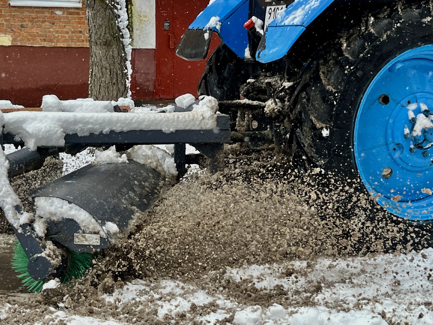 снегопад, жкх, уборка дворов, коммунальная служба, наро-фоминск, наро-фоминский городской округ,вертикалка, Вертикальное видео, Первый снег, Снегопад,