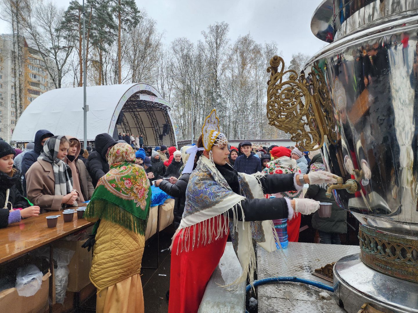 ногинск, жители, общество, центральный парк, праздний, самовар, день народного единства, чай, вертикалки