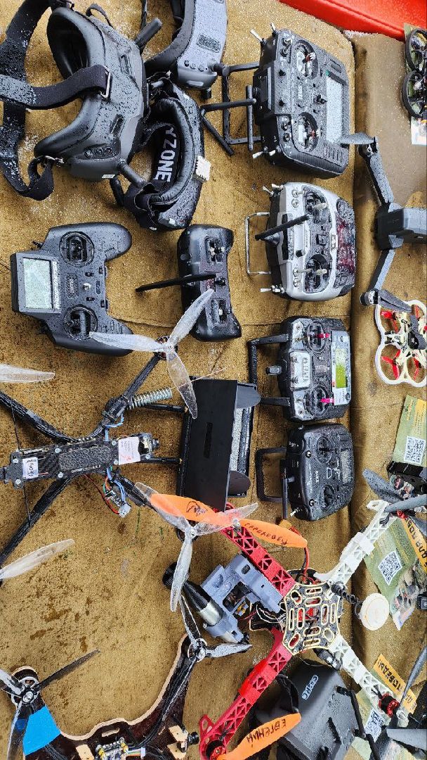 Реутов, день народного единства, Праздник, вертикалки, праздник в парке, мастер-класс, СВО, гуманитарная помощь, дроны,