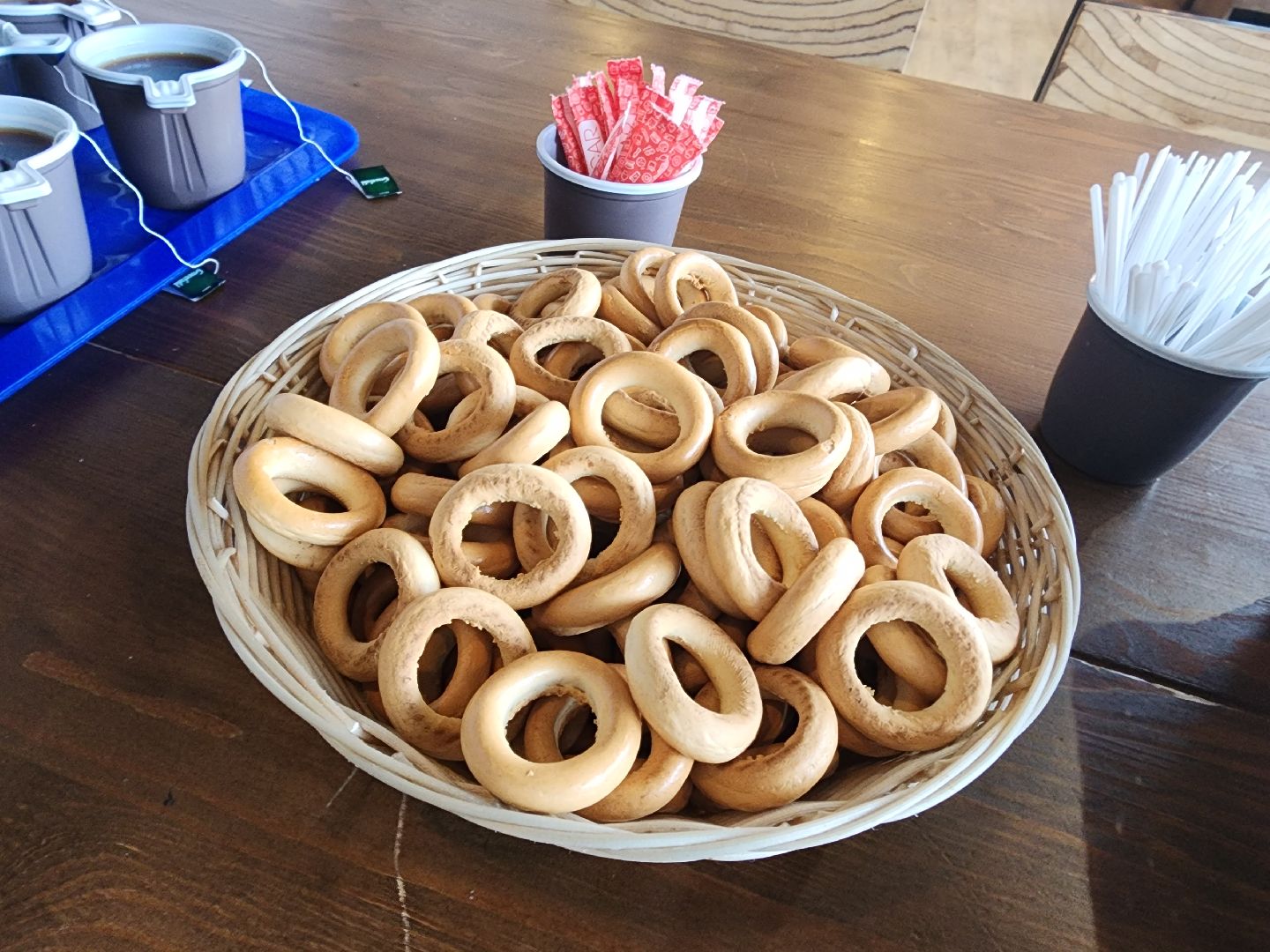 праздник в парке, первый снег, день народного единства, вертикалка,