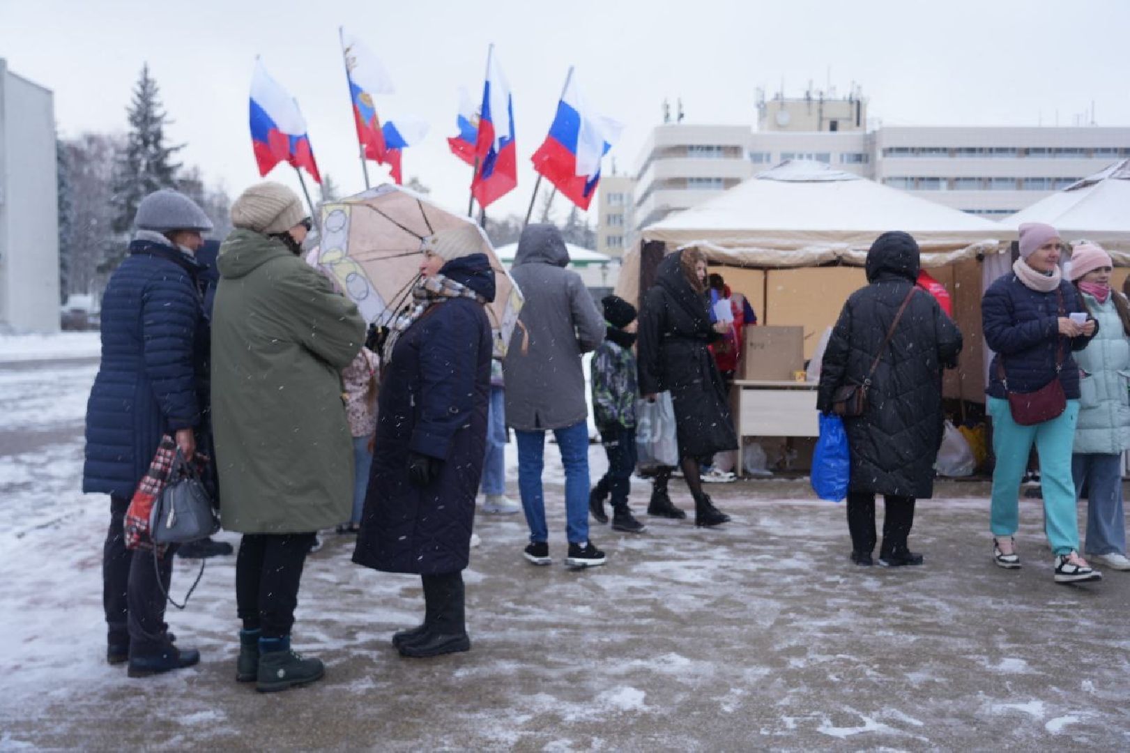 СВО, День народного единства, Сергиев Посад, Сергиево-Посадский городской округ, Акция, Гуманитарная помощь, Год семьи, вертикалка,
