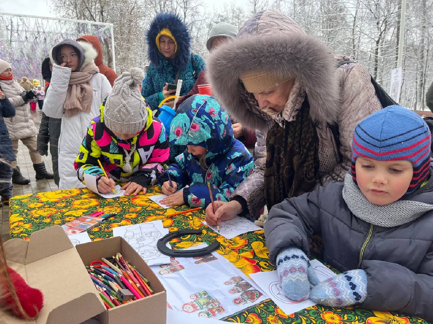 Праздник, Парк, Рисование, день народного единства, вертикалка,