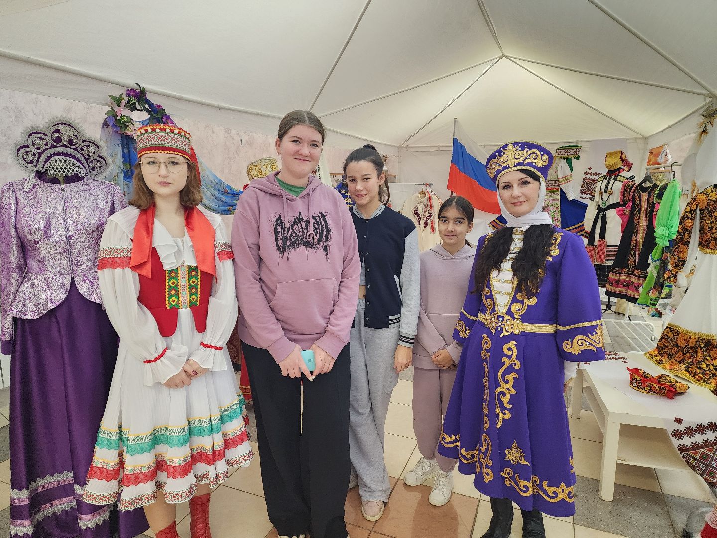 вертикалки, красноармейск, городской округ пушкинский, день народно единства, вертикалки, национальные костюмы,