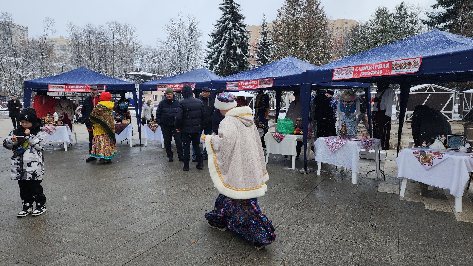 пушкино, вертикалка, чай, день народного единства, чаепитие, национальные блюда, жители, праздник,