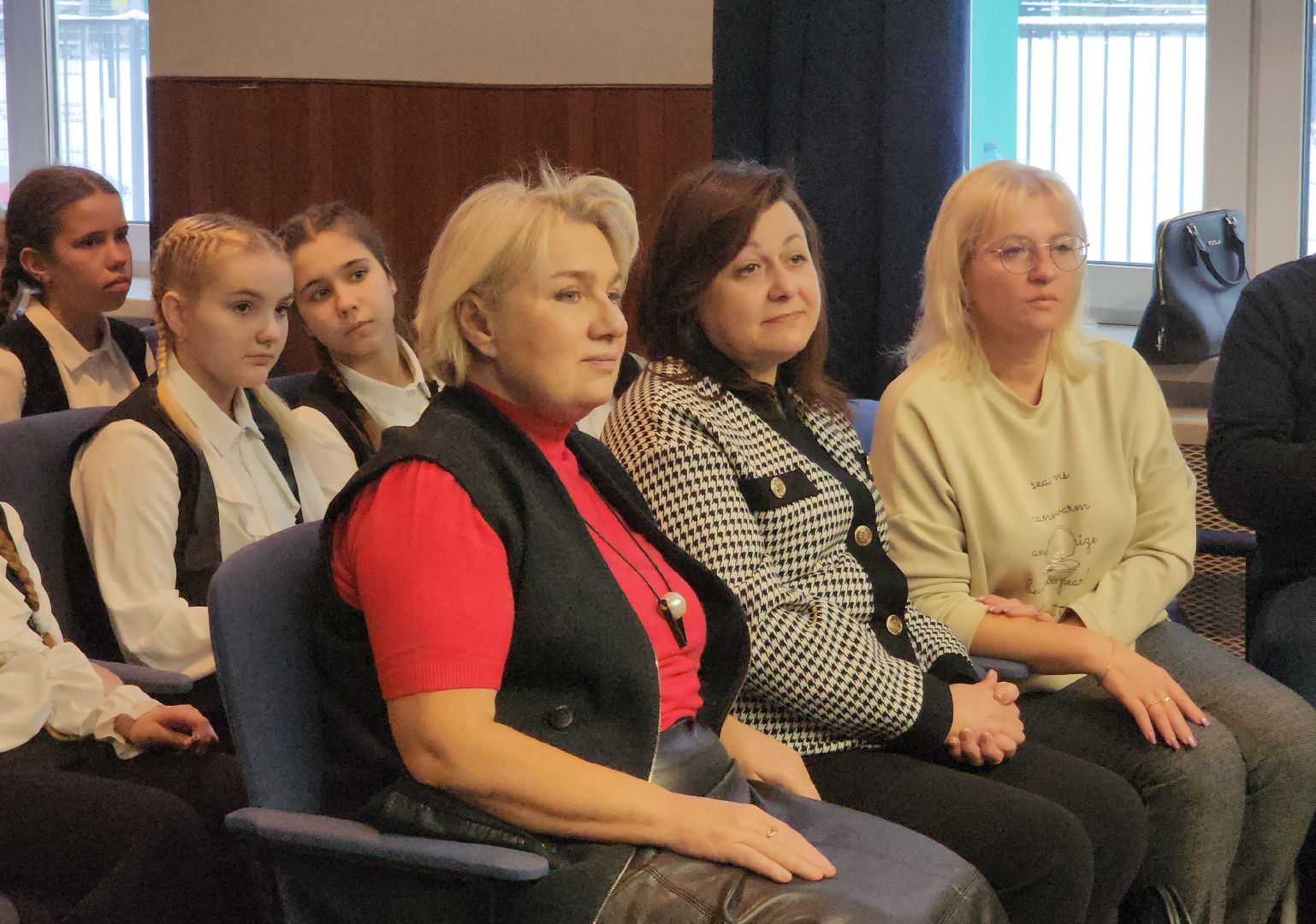 концерт, день народного единства, хор, депутат, вертикалка,