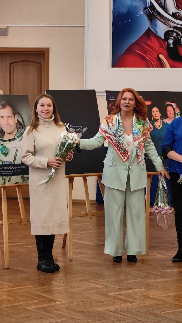 жена героя, проект, выставка, фото, дом космонавтов, вертикалки