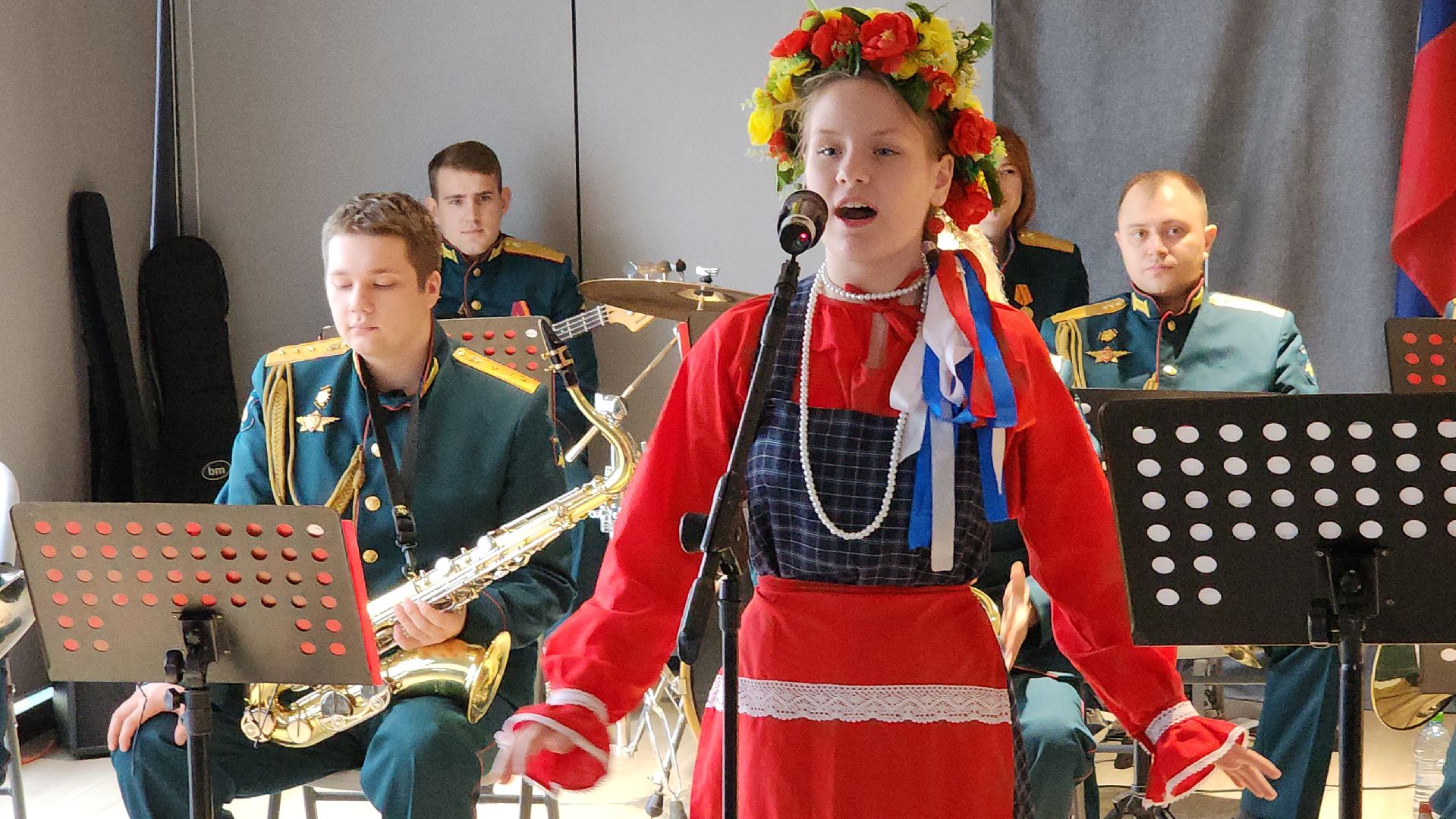 электросталь, мой город, жители города, концерт, военный оркестр, день народного единства, парк авангард, парки подмосковья, вертикалки