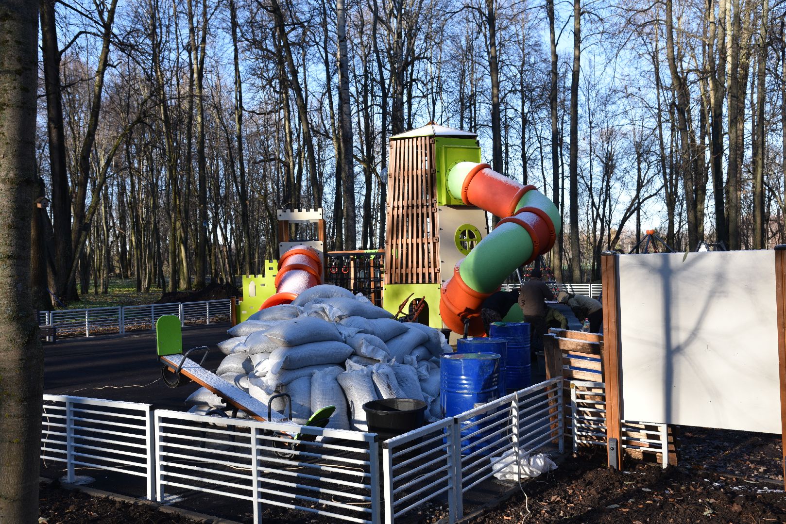 лотошино, лотошинский парк, парки подмосковья, благоустройство, детская игровая площадка, вертикалки,