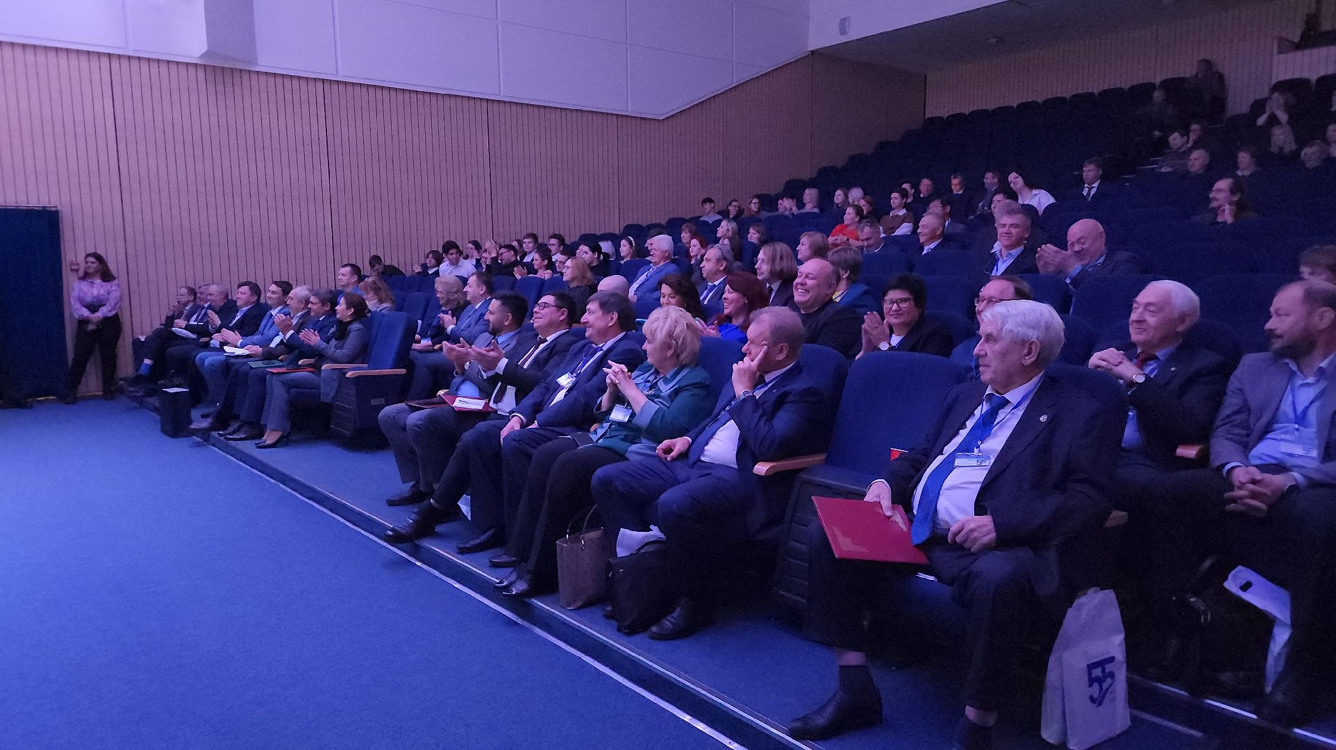 наука, производство вакцин, ученые, Лосино-Петровский,