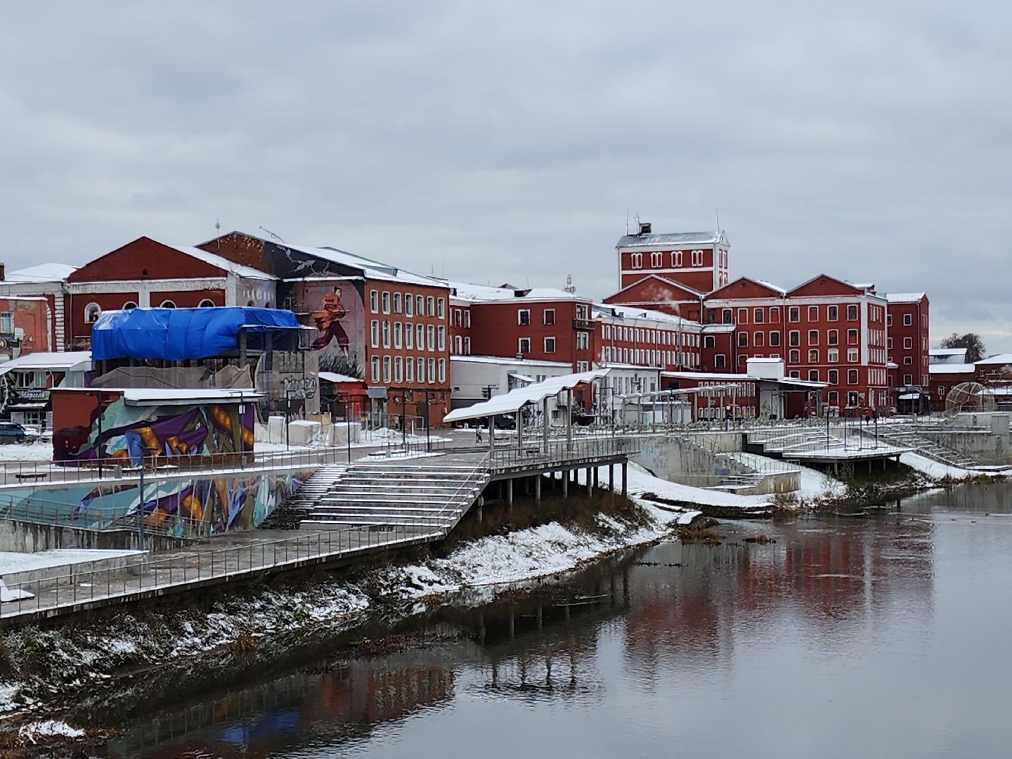 благоустройство 2024, Набережная в Орехово-Зуеве, орехово-зуевский округ,фасады, вертикалки,