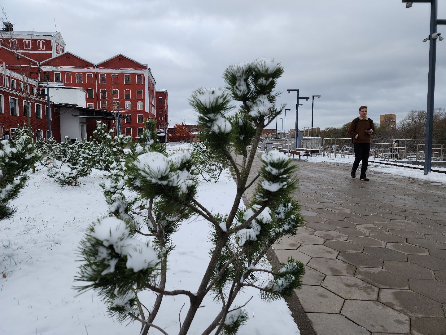 благоустройство 2024, Набережная в Орехово-Зуеве, орехово-зуевский округ,фасады, вертикалки,