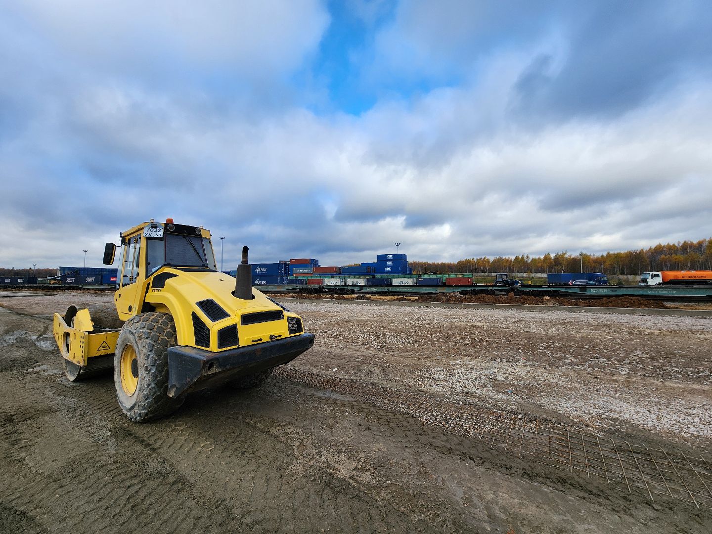 Чехов, деревня Кузьмино-Фильчаково, Сухой порт, транспортно-перегрузочный центр, транспортно-логистический комплекс, терминал, строительство, площадка для хранения товаров, объездная дорога, вертикалка, вертикальное видео,