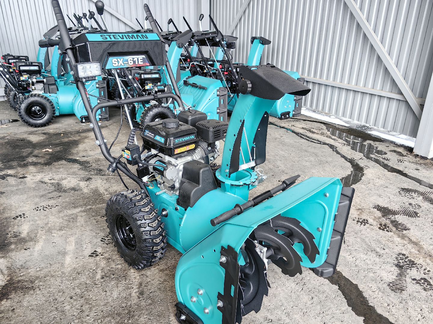 зимний сезон, снегоуборочная техника, автопарк, самосвал, трактор, погрузчик, вертикалки