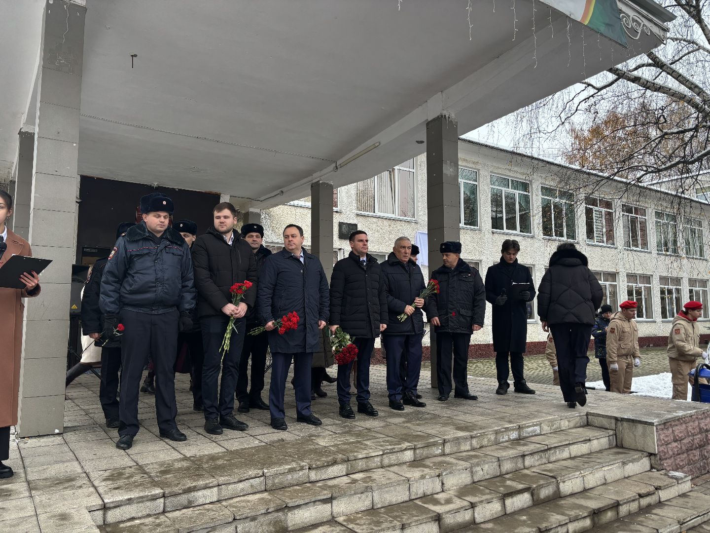 мемориальная доска, полиция, служба,