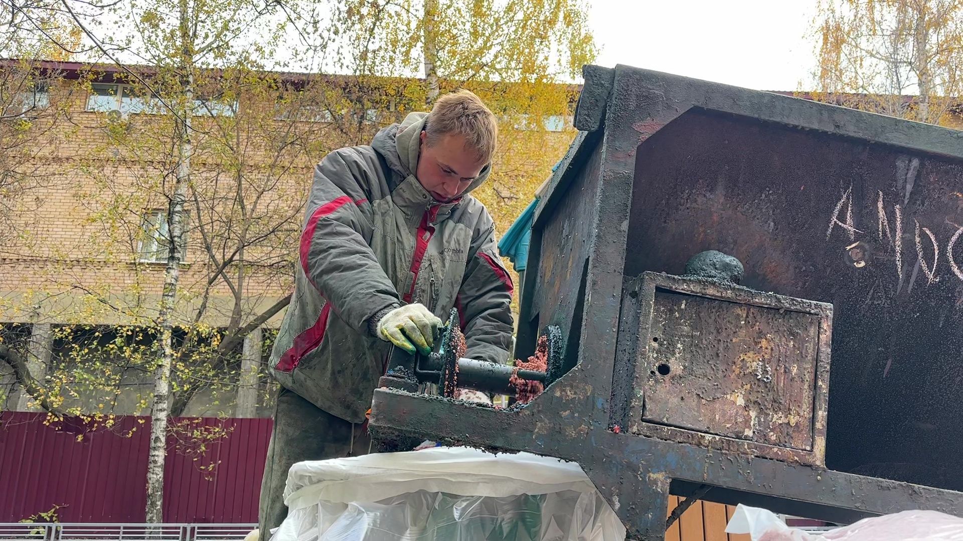 Реутов, вертикалки,детская площадка, качели, карусели, горки, скамейки, освещение,