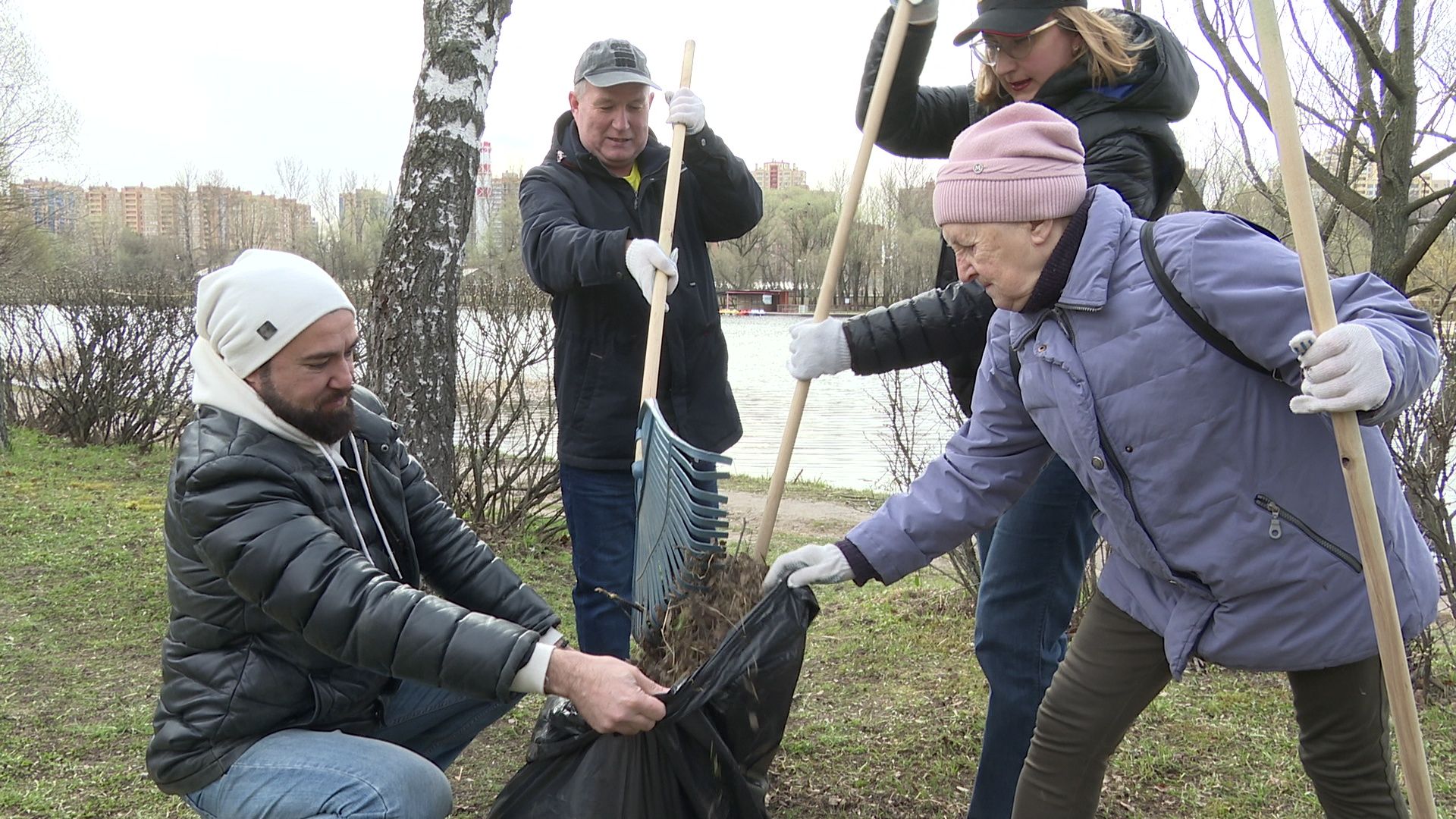 Реутов, месяц чистоты, благоустройство, субботник, мусор, грязь