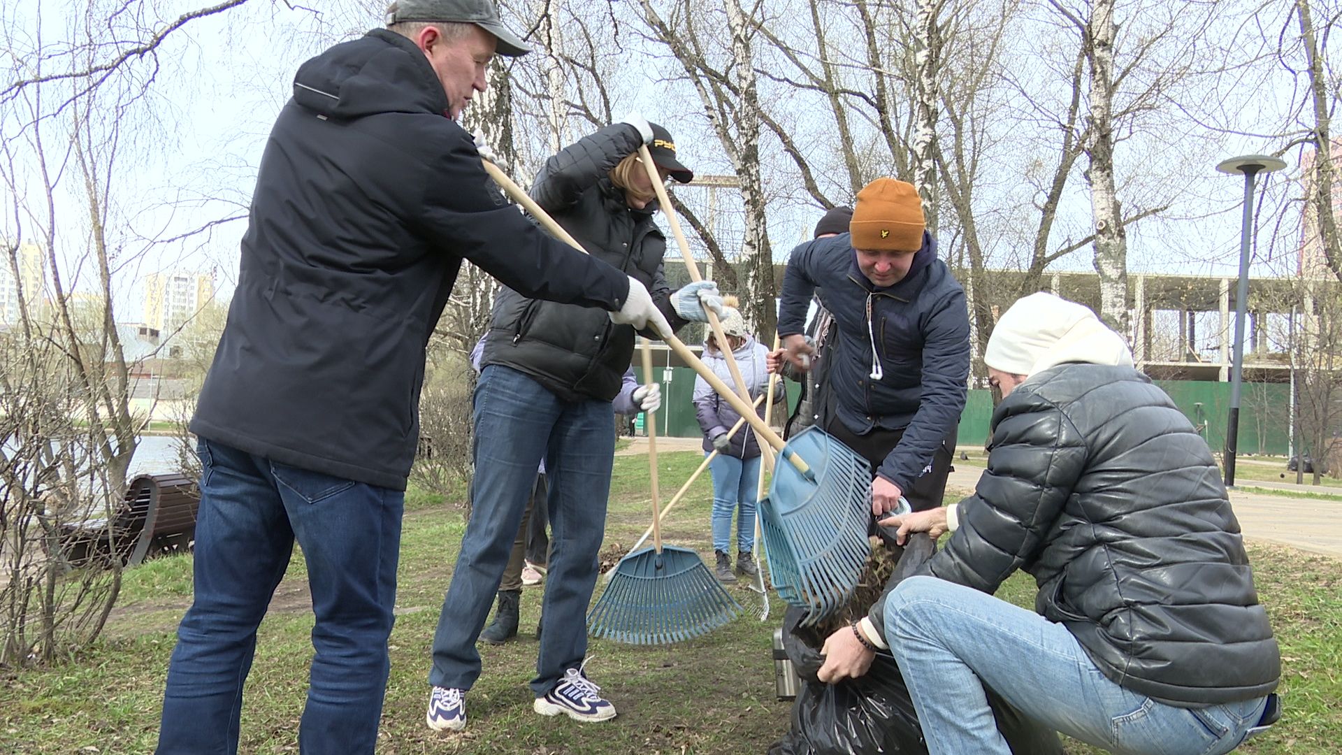 Реутов, месяц чистоты, благоустройство, субботник, мусор, грязь