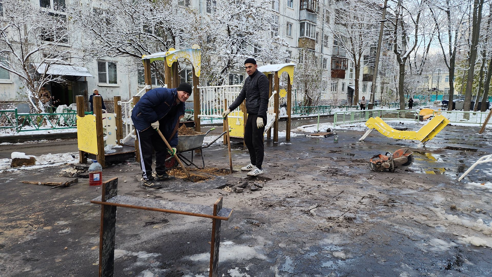 вертикалка, Пушкино, детская площадка, благоустройство, дети, качели, песочница, лавочки, ограждение,