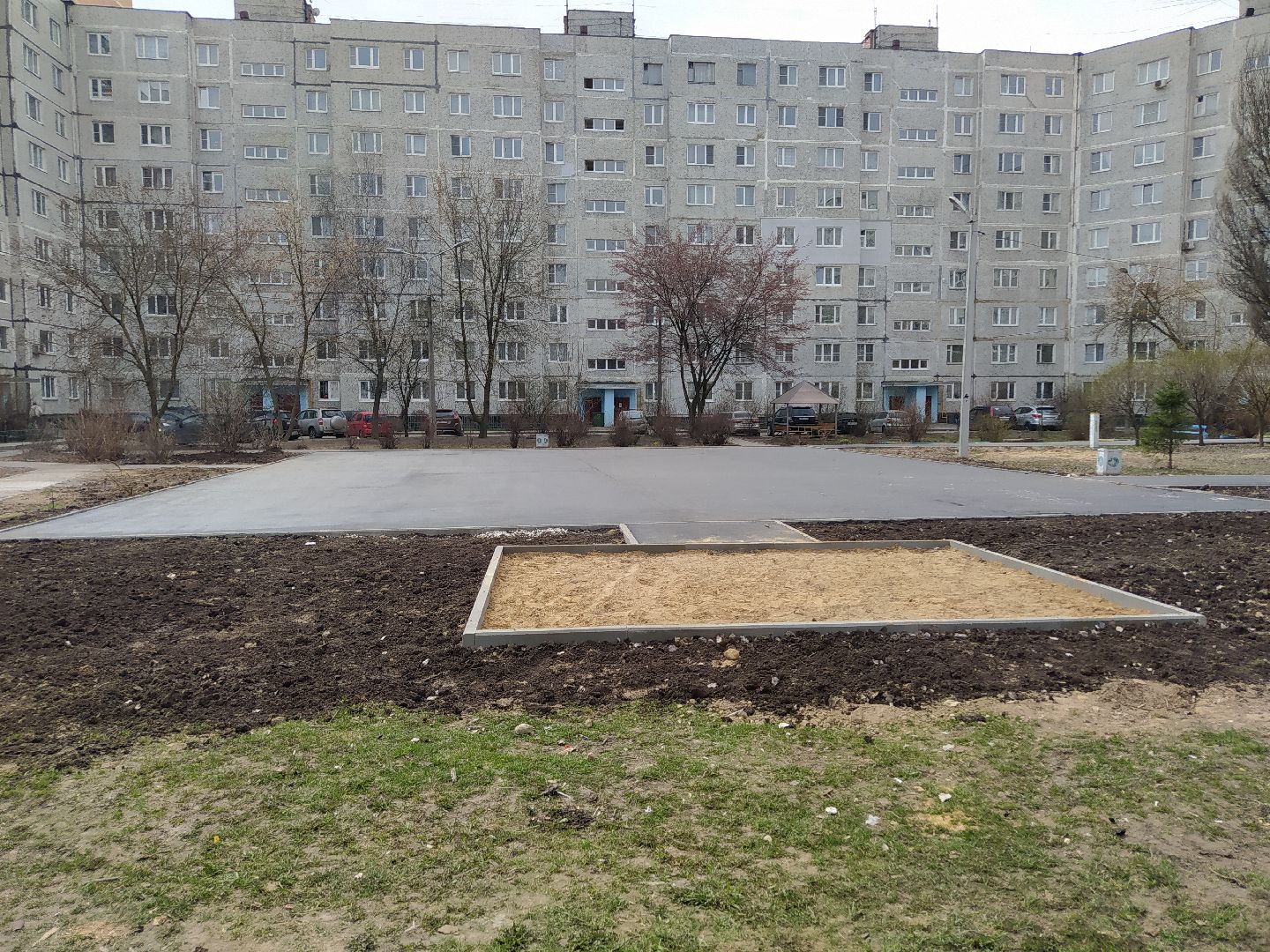 Детская площадка, качели, двор, благоустройство