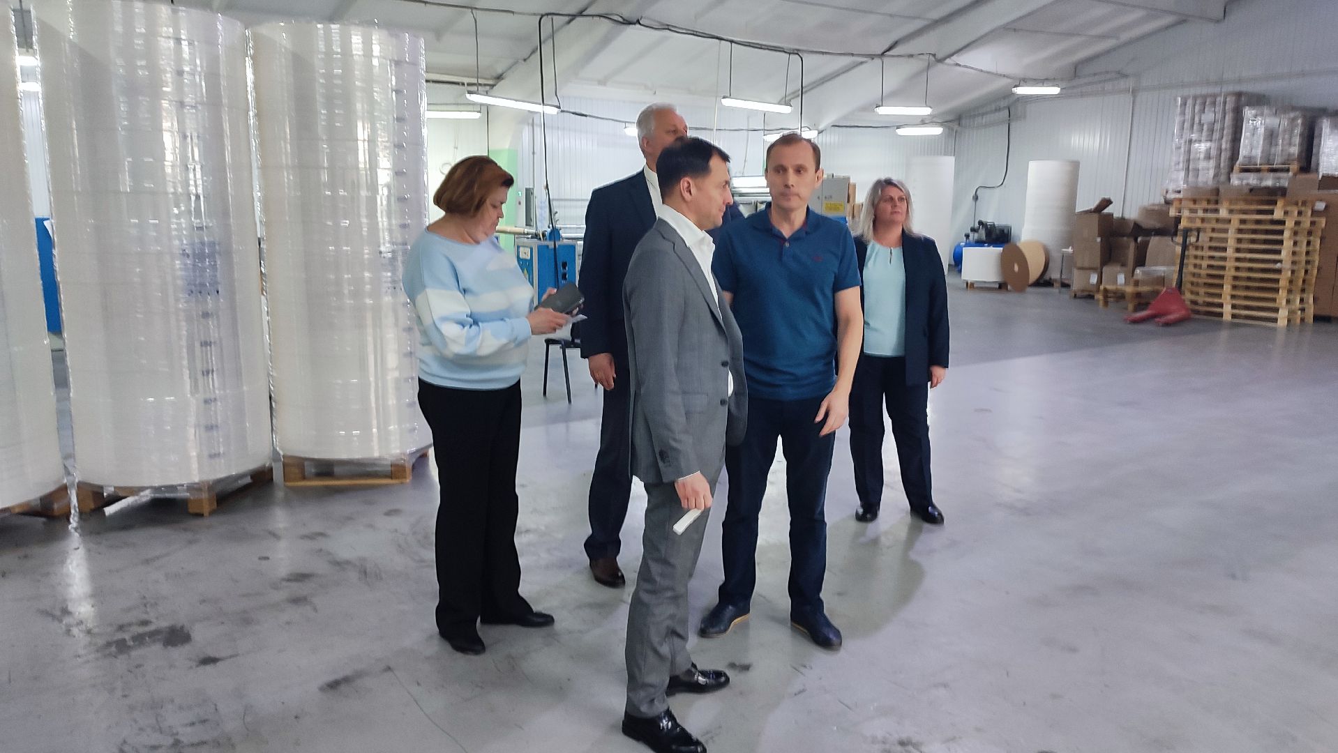 Кашира, Николай Ханин, КЗБИ, бумажные изделия