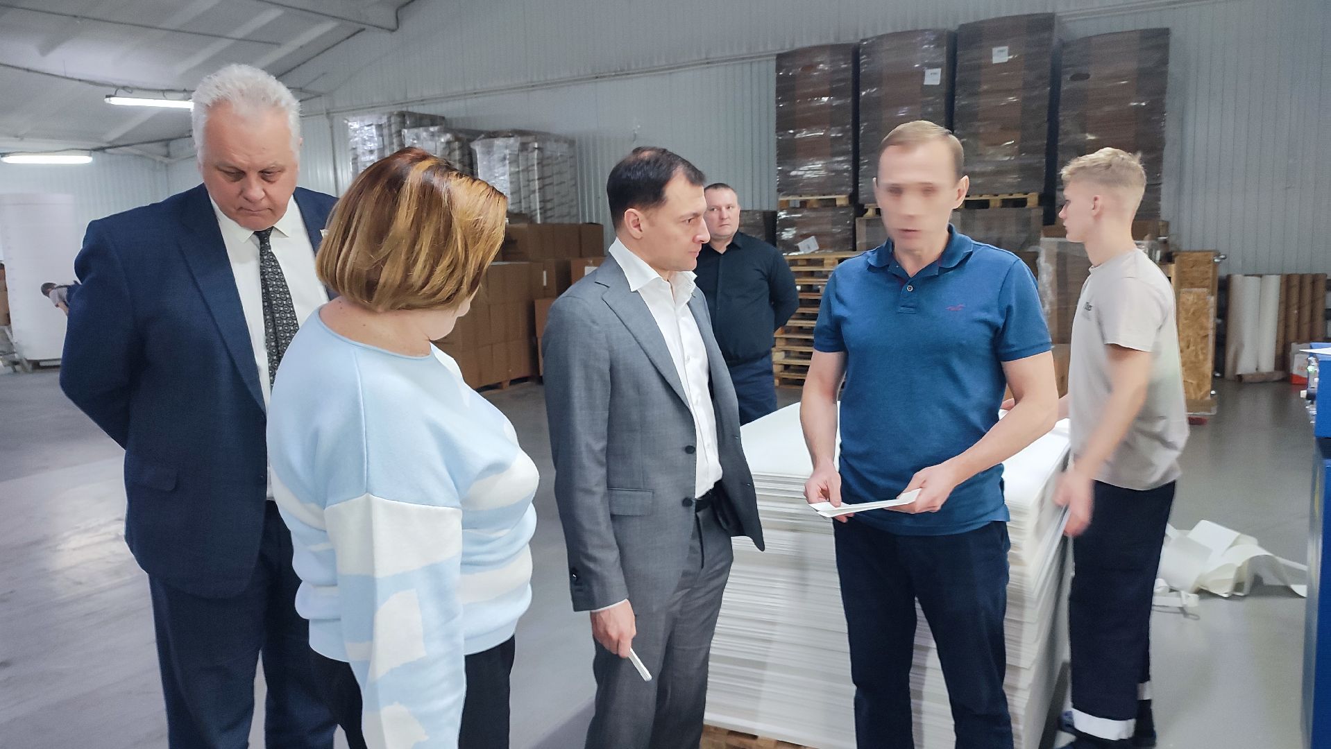 Кашира, Николай Ханин, КЗБИ, бумажные изделия