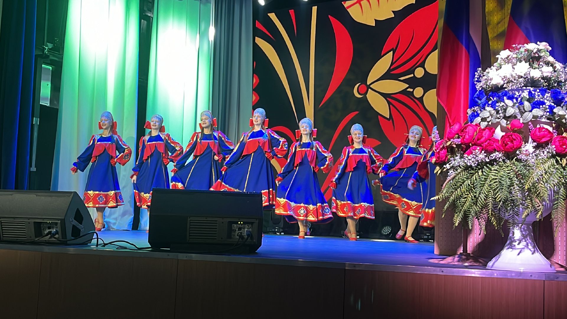 полицейские, полиция, день сотрудников мвд, концерт,