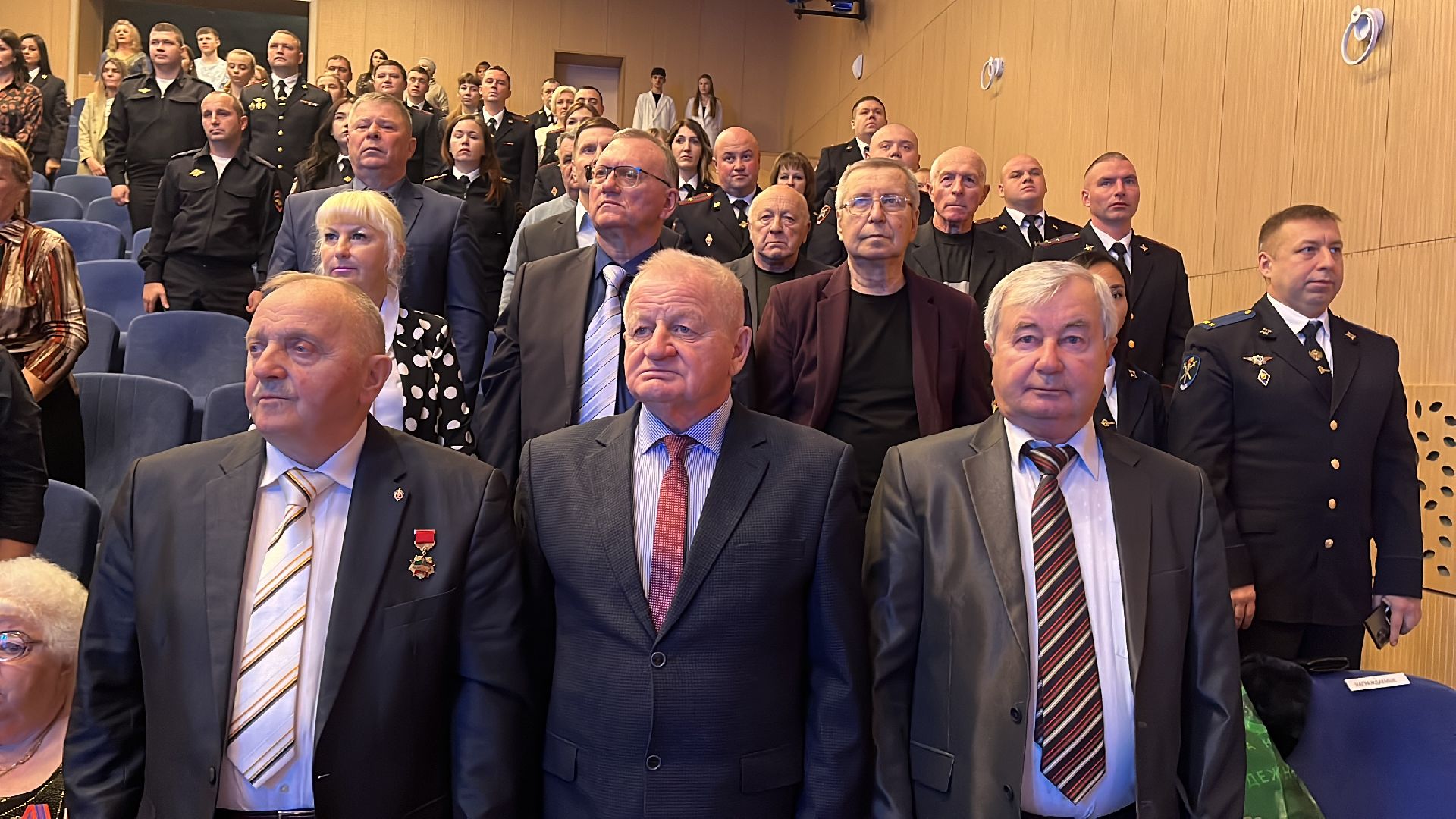 полицейские, полиция, день сотрудников мвд, концерт,