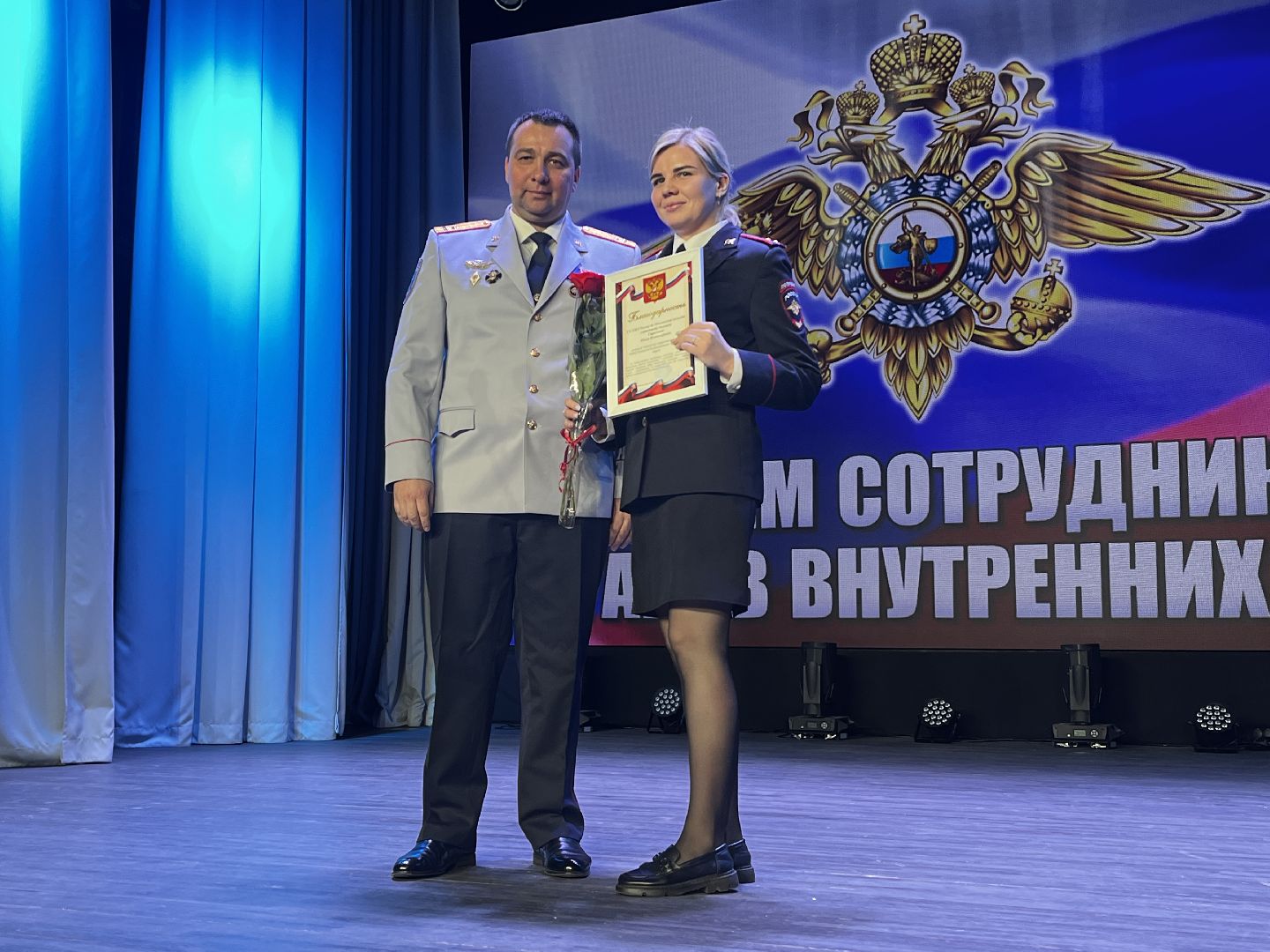 полицейские, полиция, день сотрудников мвд, концерт,