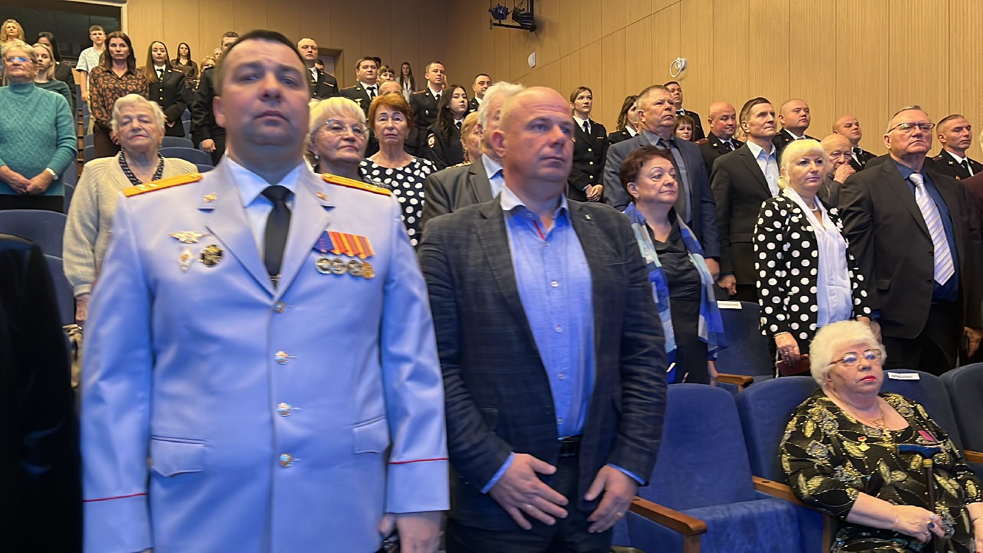 полицейские, полиция, день сотрудников мвд, концерт,