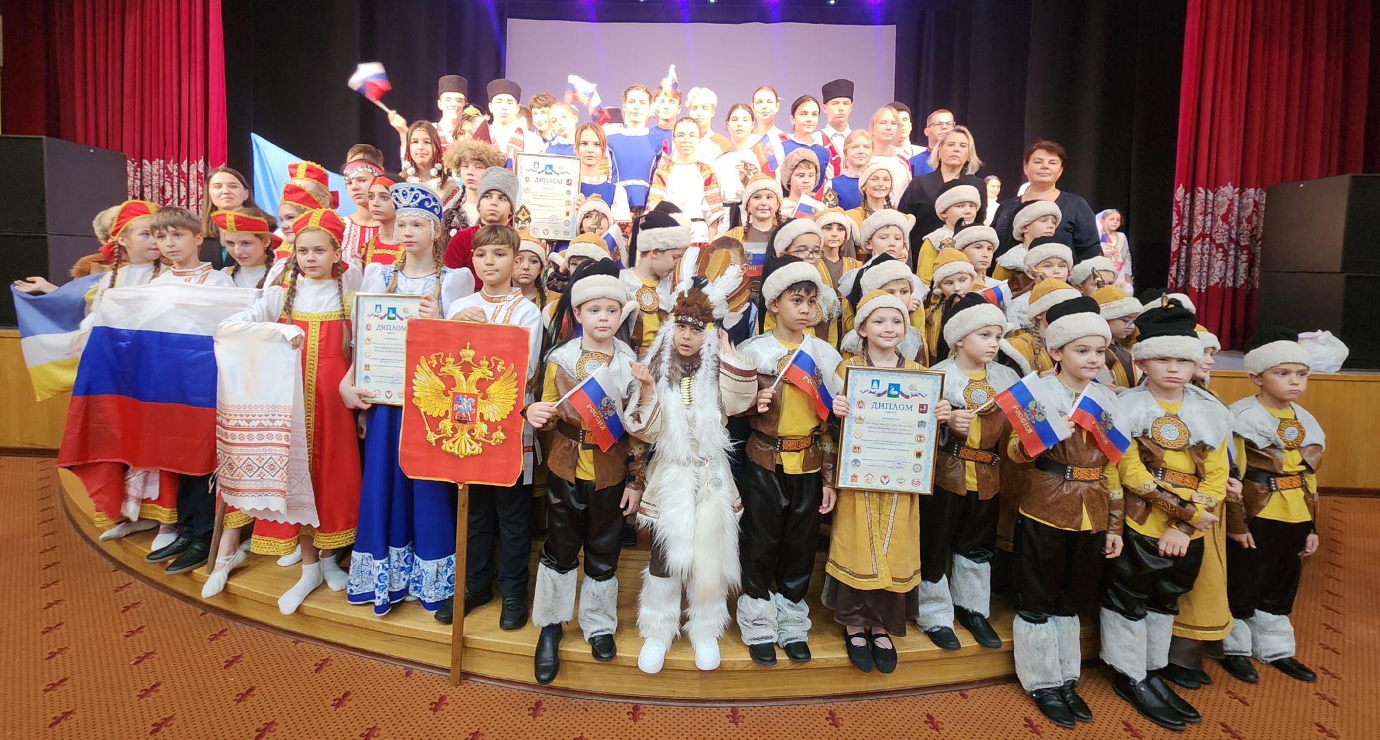 Звенигород, культура и туризм в подмосковье, образование в подмосковье, вертикалка,