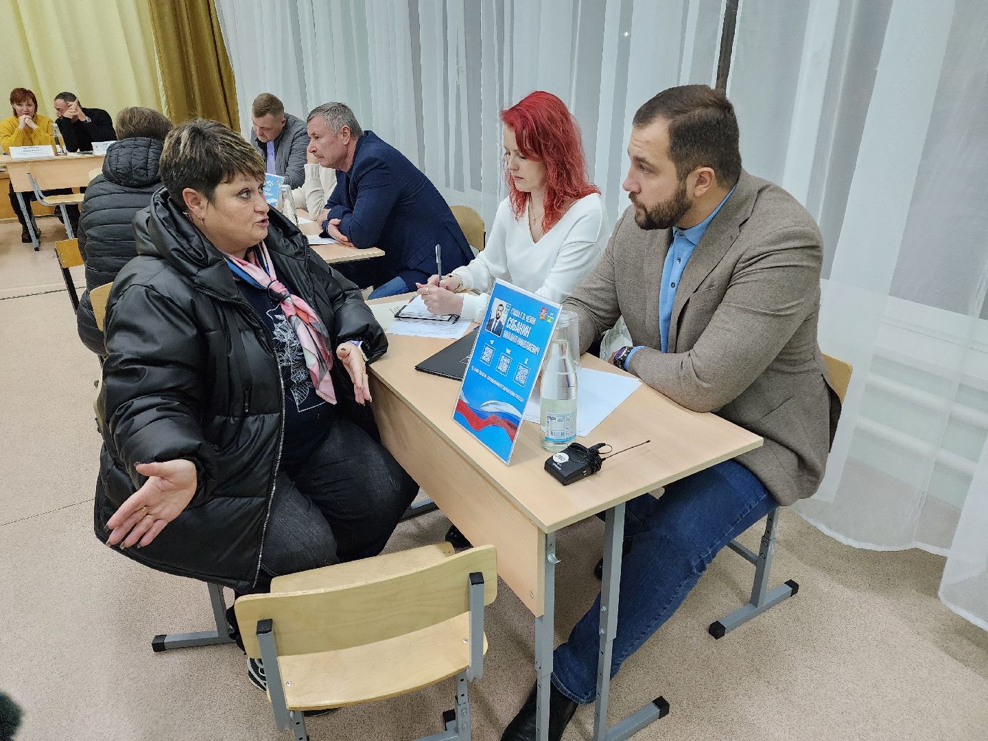 Чехов, деревня Крюково, выездная администрация, встреча с жителями, обращения граждан, освещение, ремонт моста, автобусное сообщение, глава округа михаил собакин,