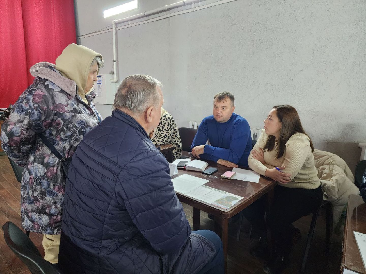 можайск, можайский городской округ, подмосковье, выездная администрация, встреча с жителями, обращения граждан, власть, дорога, ремонт дороги, вертикалки,