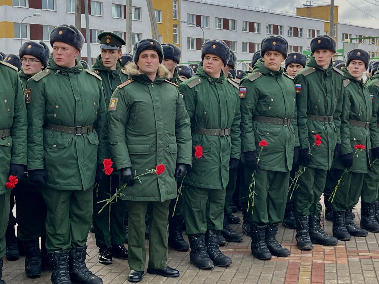 вертикальное видео, вертикалка, мемориальная доска, наро-фоминск, наро-фоминский городской округ, роман шамнэ, владимир завадский,