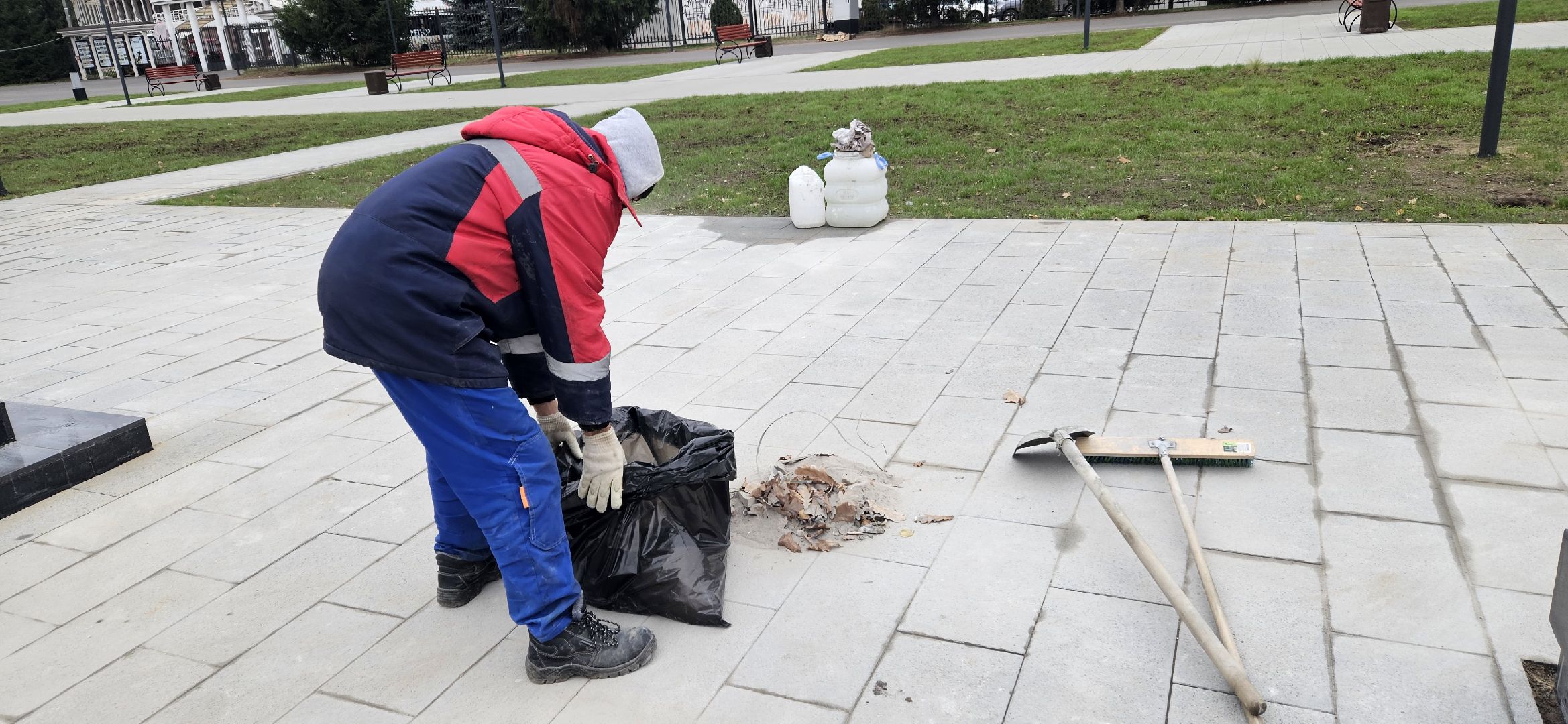 вечный огонь, сквер, Жуковский, уборка, вертикалки,