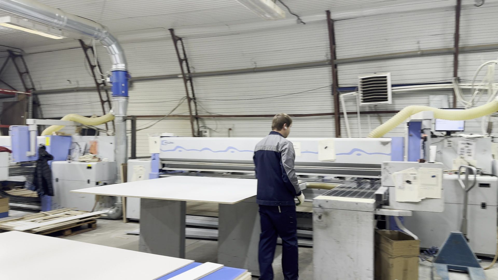 Реутов, вертикалки, экономика, производство мебели, кухни,