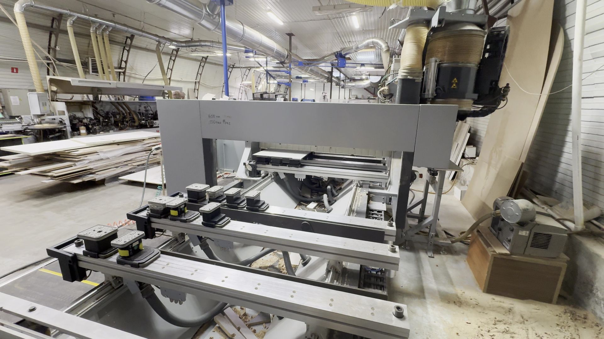 Реутов, вертикалки, экономика, производство мебели, кухни,