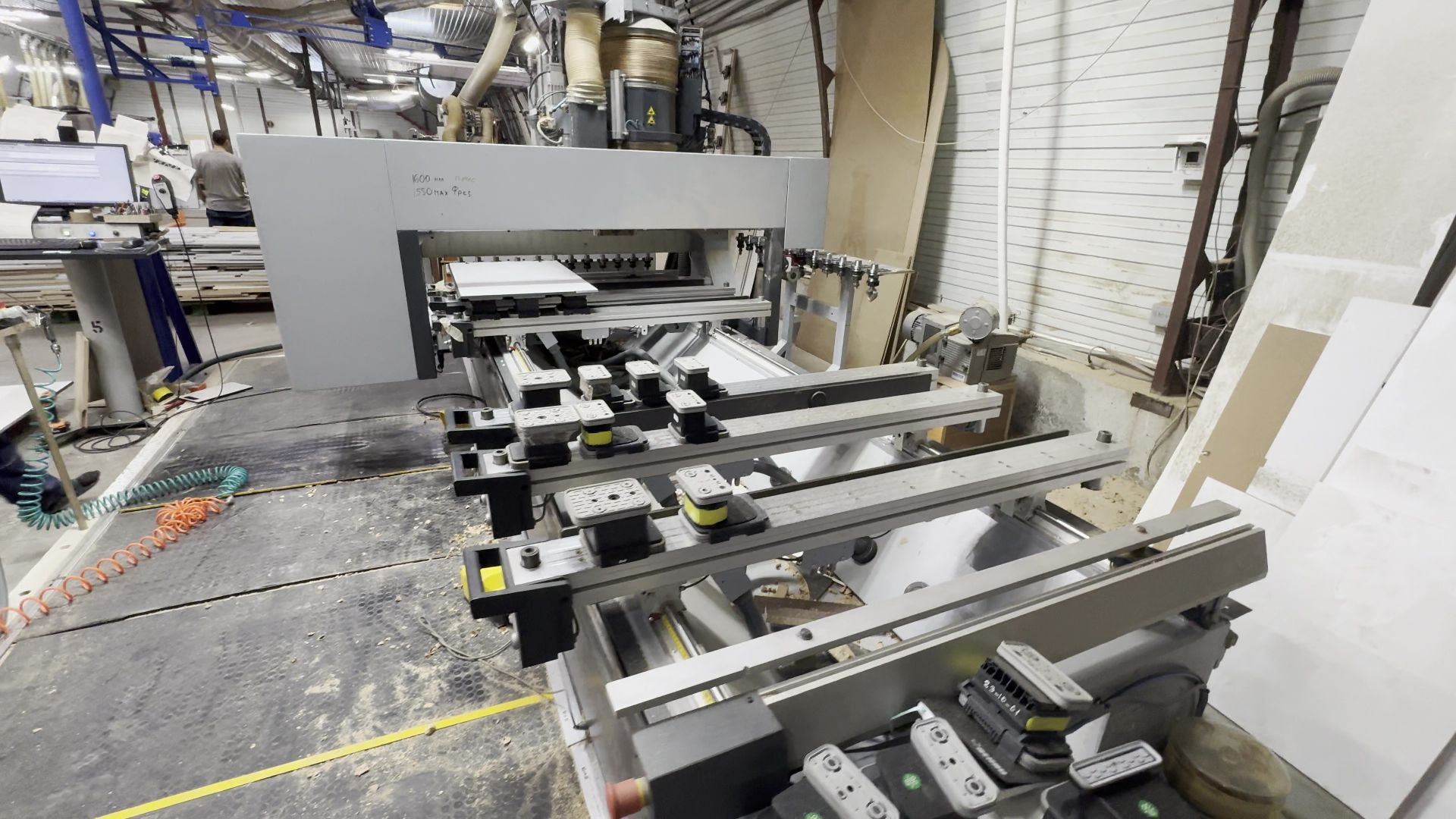 Реутов, вертикалки, экономика, производство мебели, кухни,