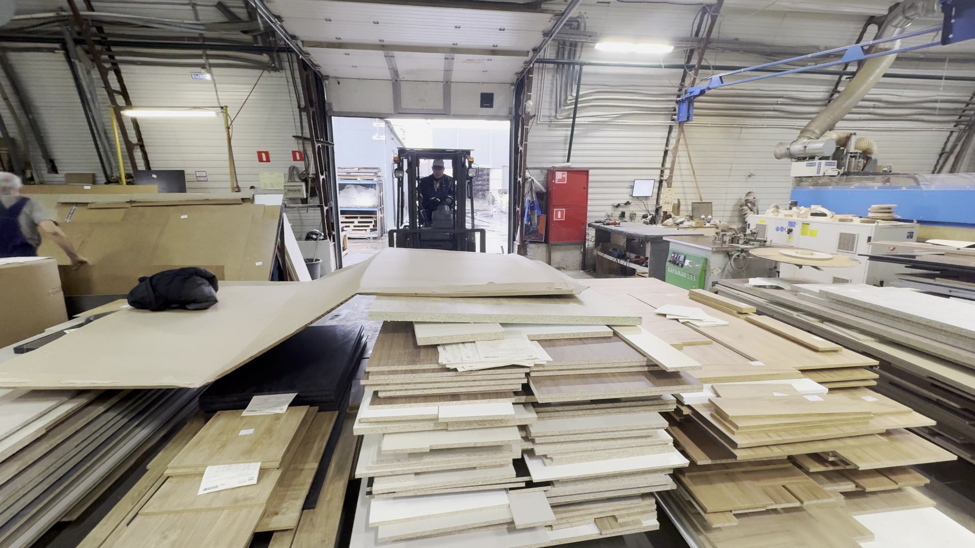 Реутов, вертикалки, экономика, производство мебели, кухни,