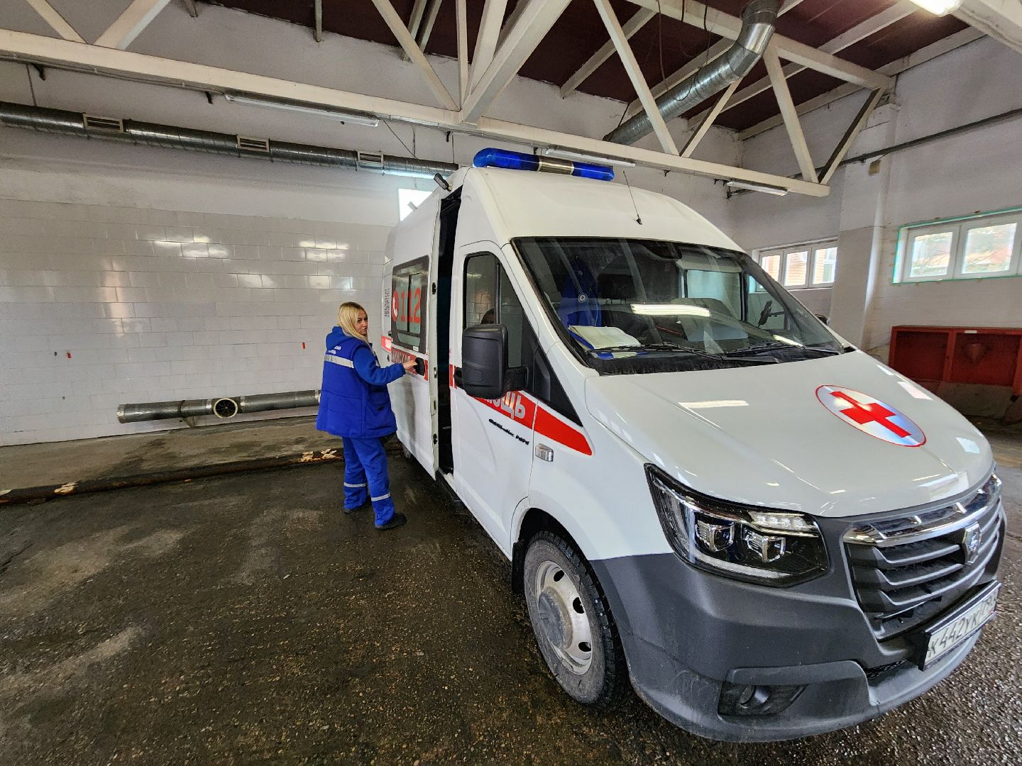 Чехов, подстанция скорой помощи, новые машины, автомобили Газель, оборудование, пополнение автопарка, региональная программа Здравоохранение, губернатор московской области, вертикалки,