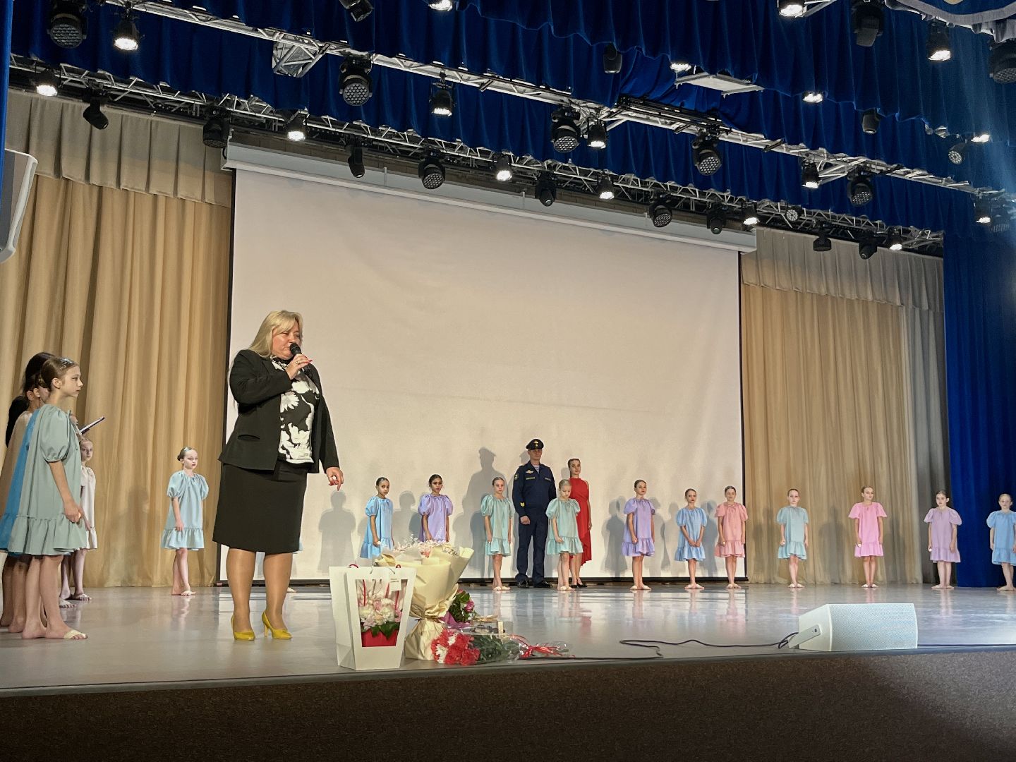 сво выставка, стипендия губернатора, хореографическая школа имени ирины зайцевой, наро-фоминск, памяти бойцов сво,вертикальное видео, вертикалка,