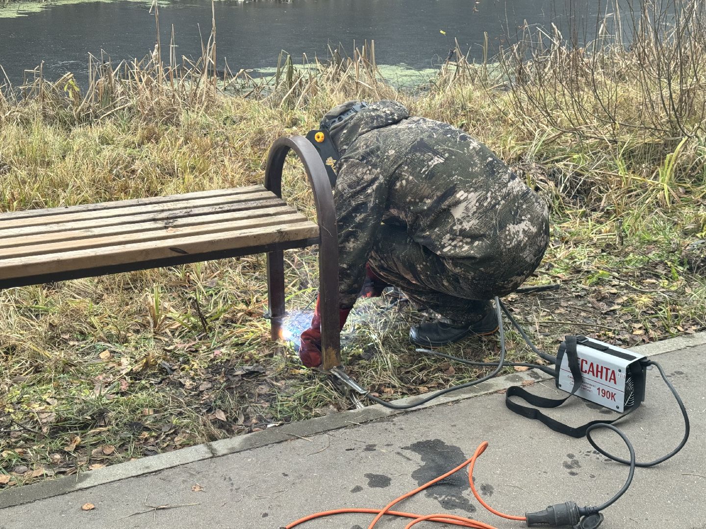 шаховская, установка лавочки, новая лавка, скамейки, вертикалки, добродел,