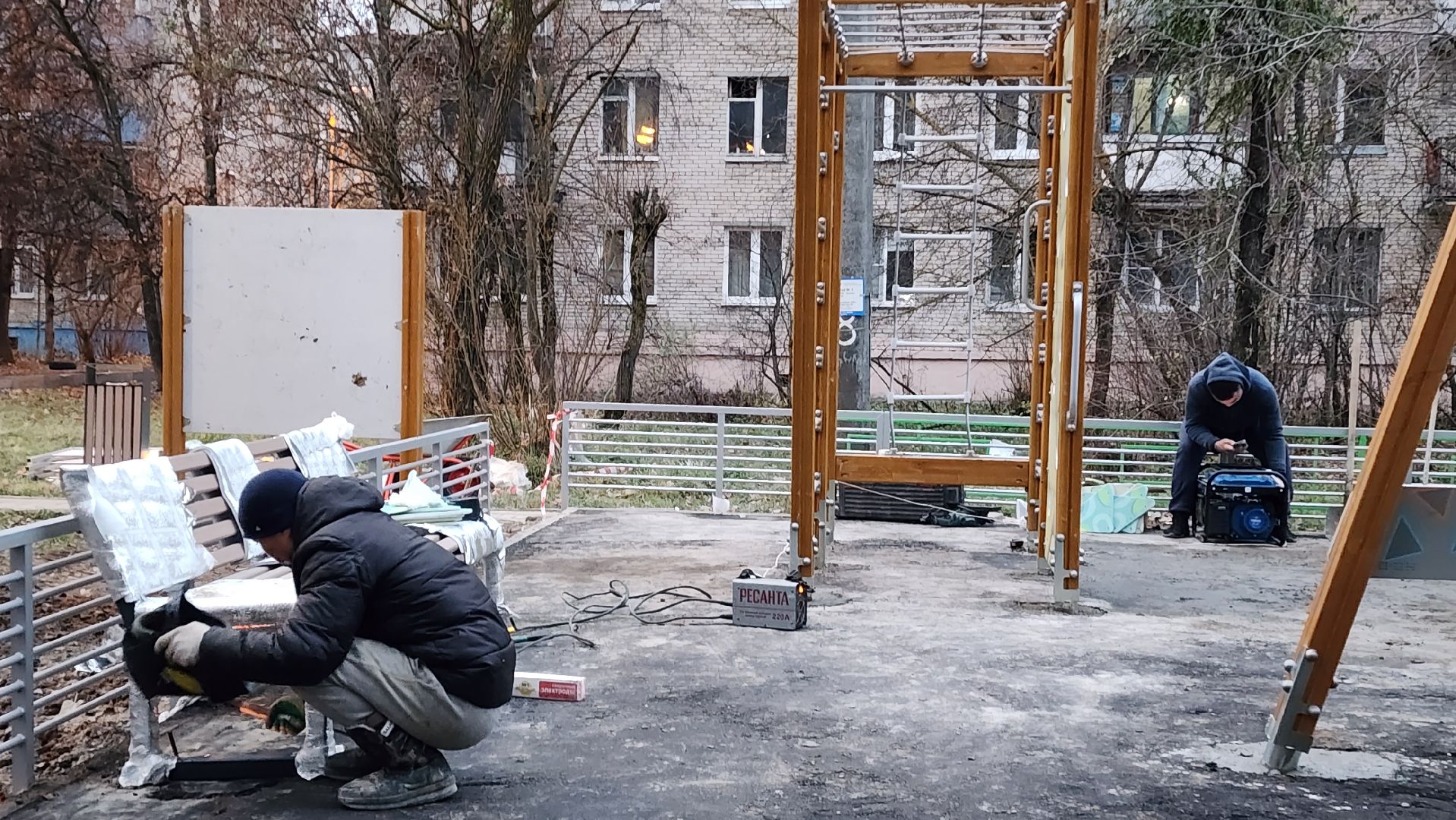 установка детской площадки, Благоустройство, Лобня, вертикалки,