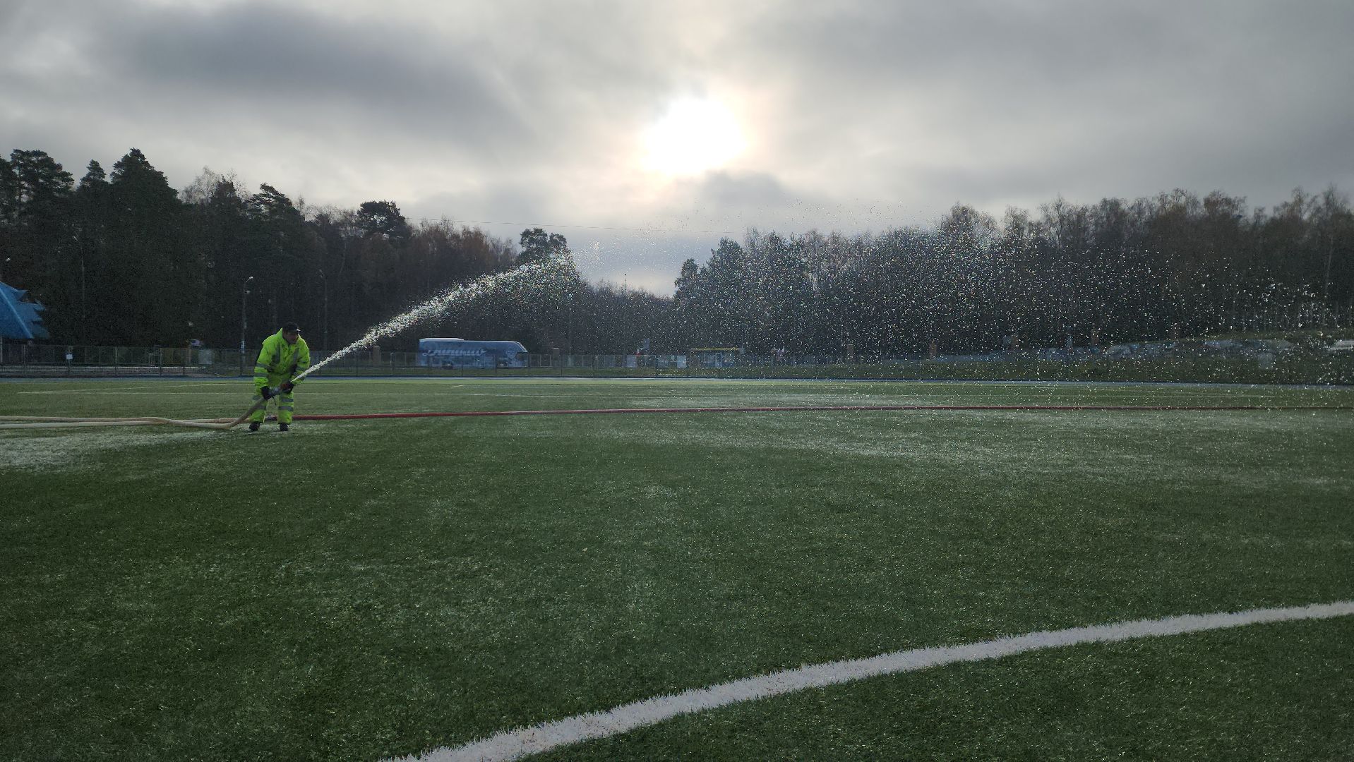 красногорск, стадион зоркий, заливка льда, спорт,