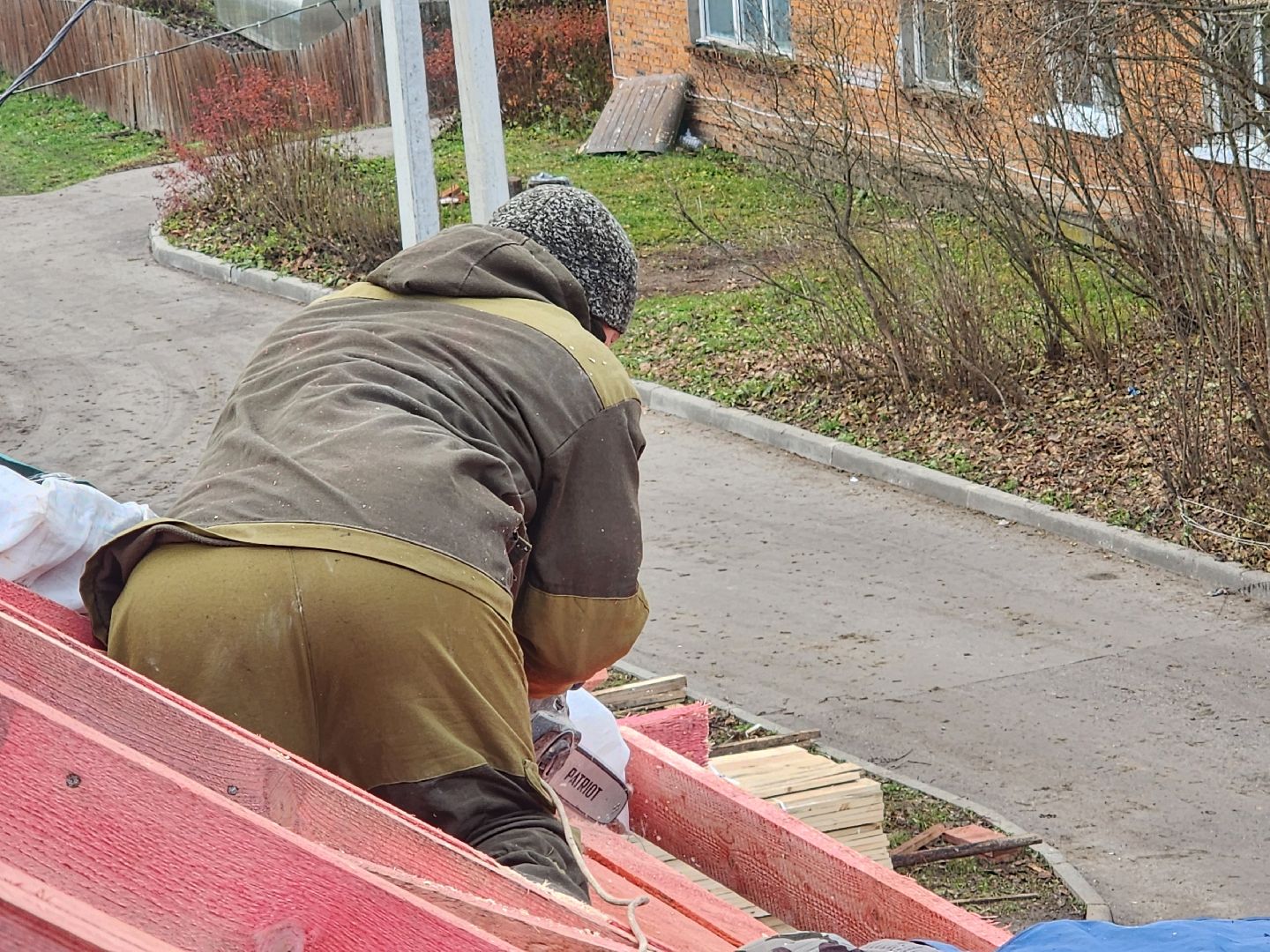 волоколамск, ремонт кровель, жкх, ремонт крыши, вертикалки,
