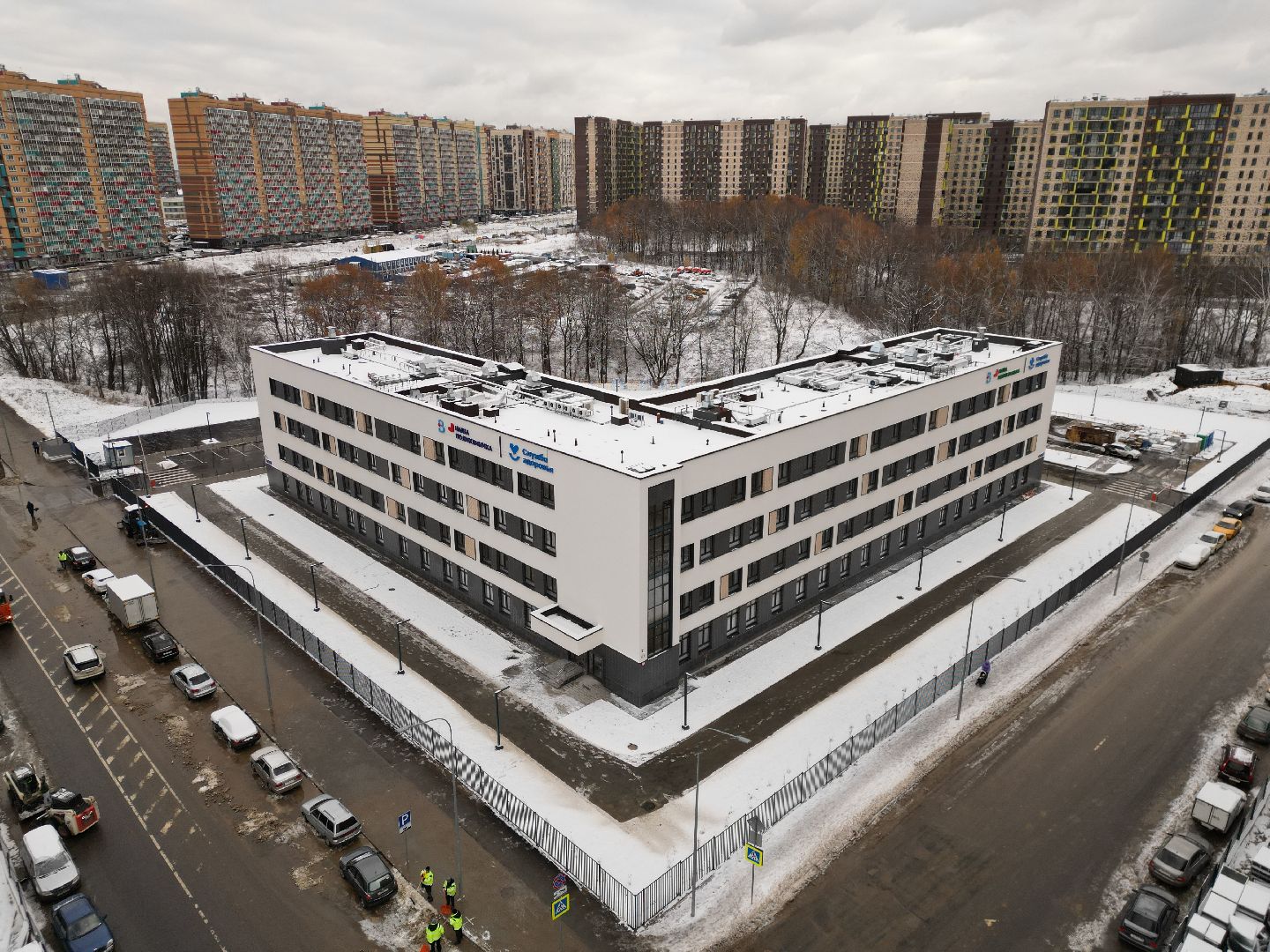 видео с коптера, поликлиника, строительство,