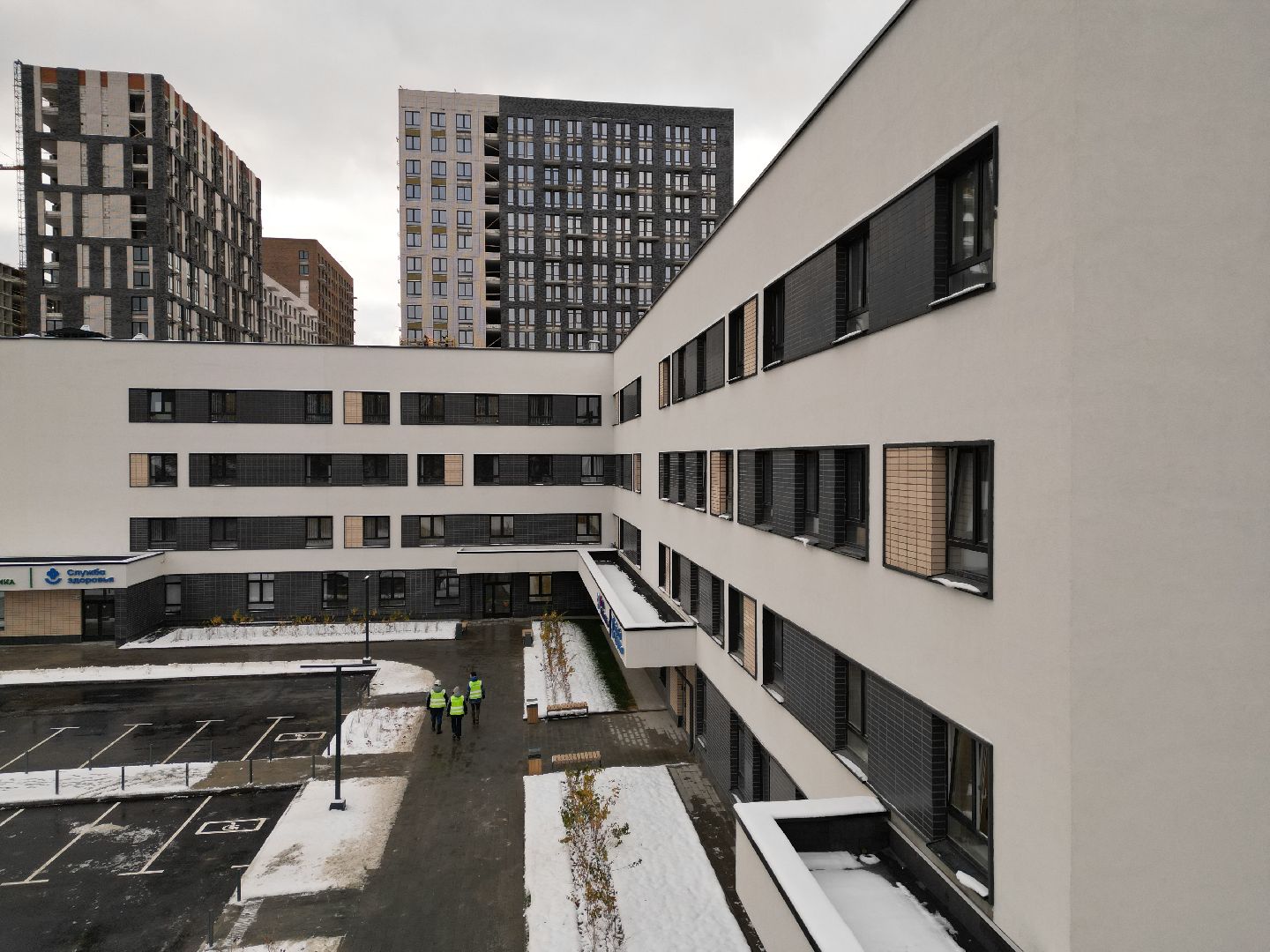 видео с коптера, поликлиника, строительство,